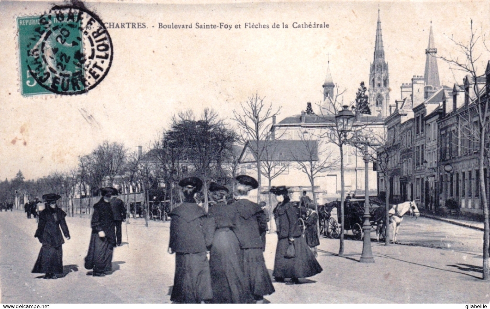 28 - Eure Et Loir - CHARTRES - Boulevard Sainte Foy Et Fleches De La Cathedrale - Chartres
