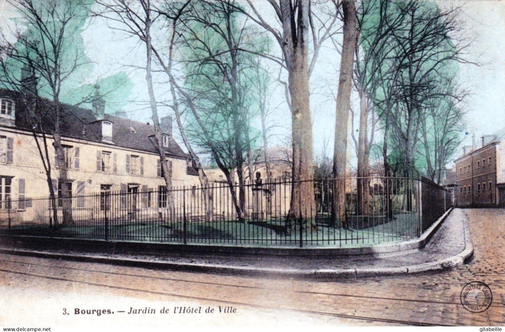 18 - Cher - BOURGES - Jardin De L'hotel De Ville - Bourges