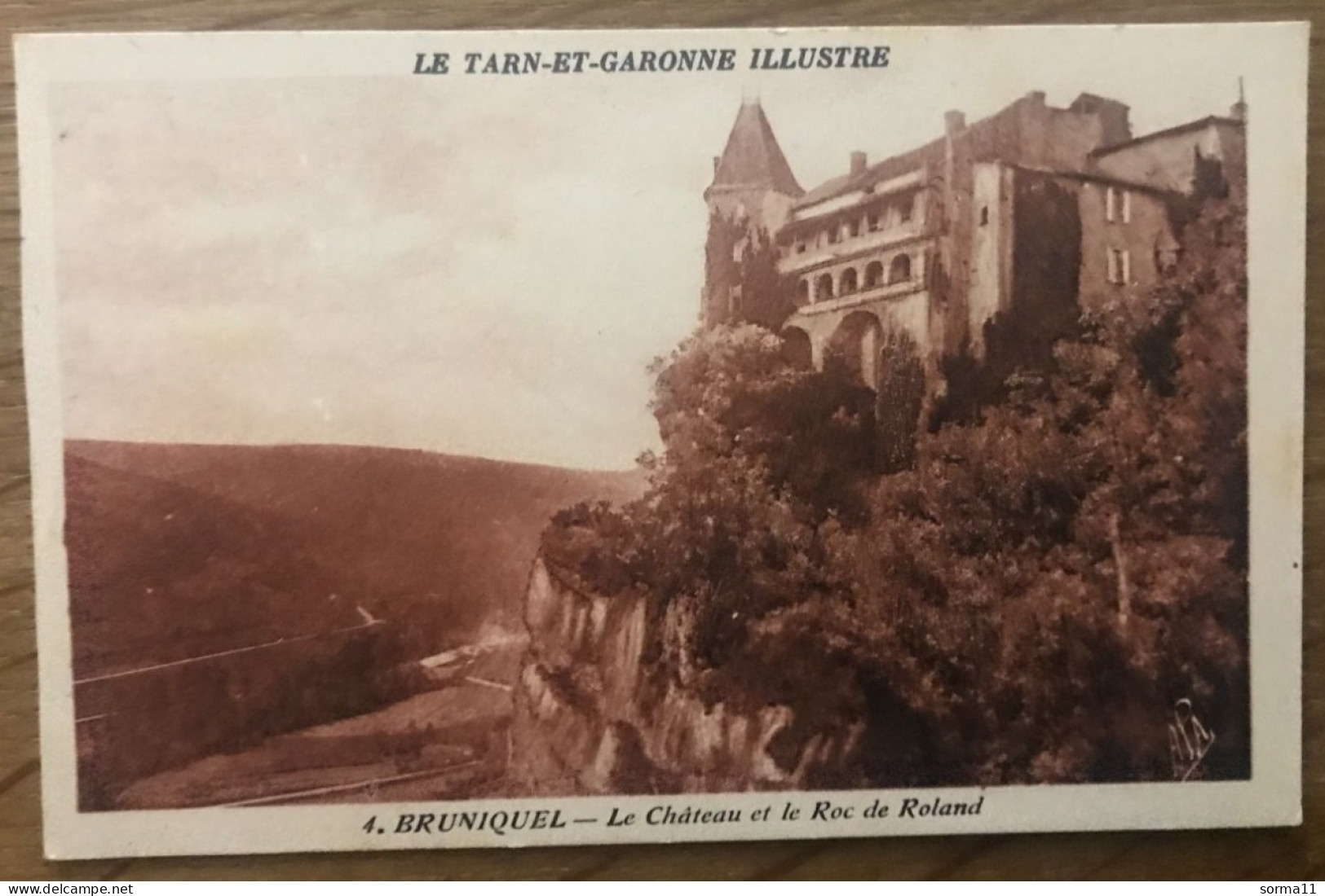 4 CPA/CPSM BRUNIQUEL 82 Château - Other & Unclassified