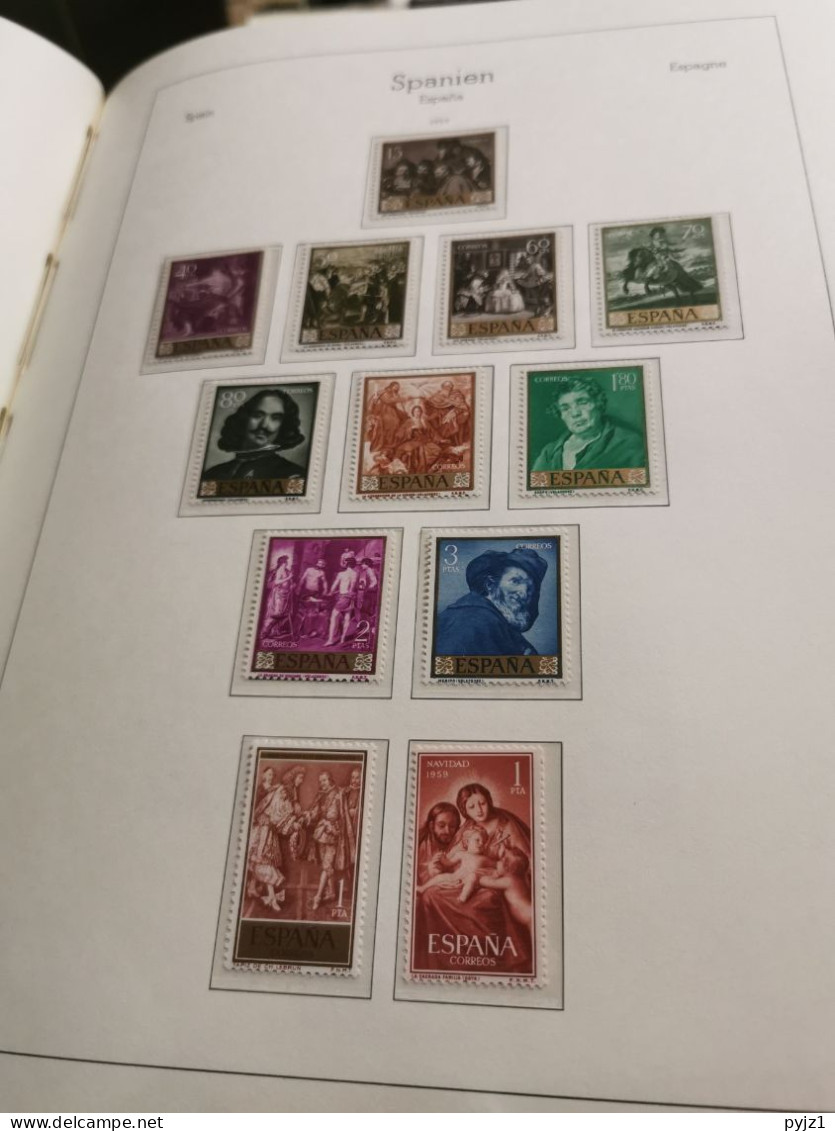 Spain 1951-1998 MNH postfris ** in 4 albums**