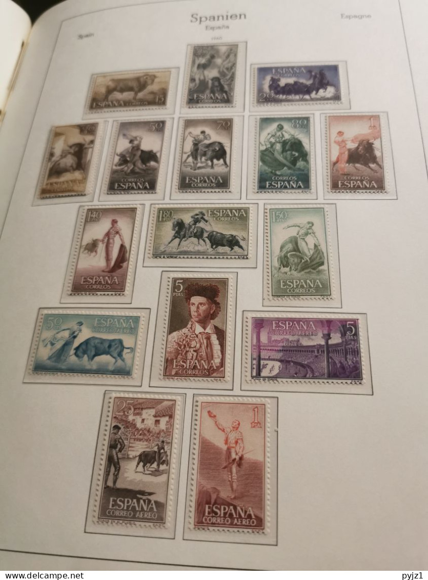 Spain 1951-1998 MNH postfris ** in 4 albums**