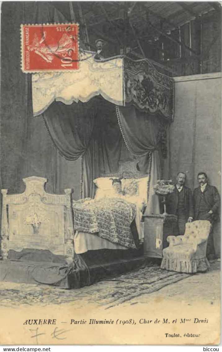 Cpa AUXERRE 89 - Partie Illuminée (1908), Char De M Et Mme Denis - Auxerre