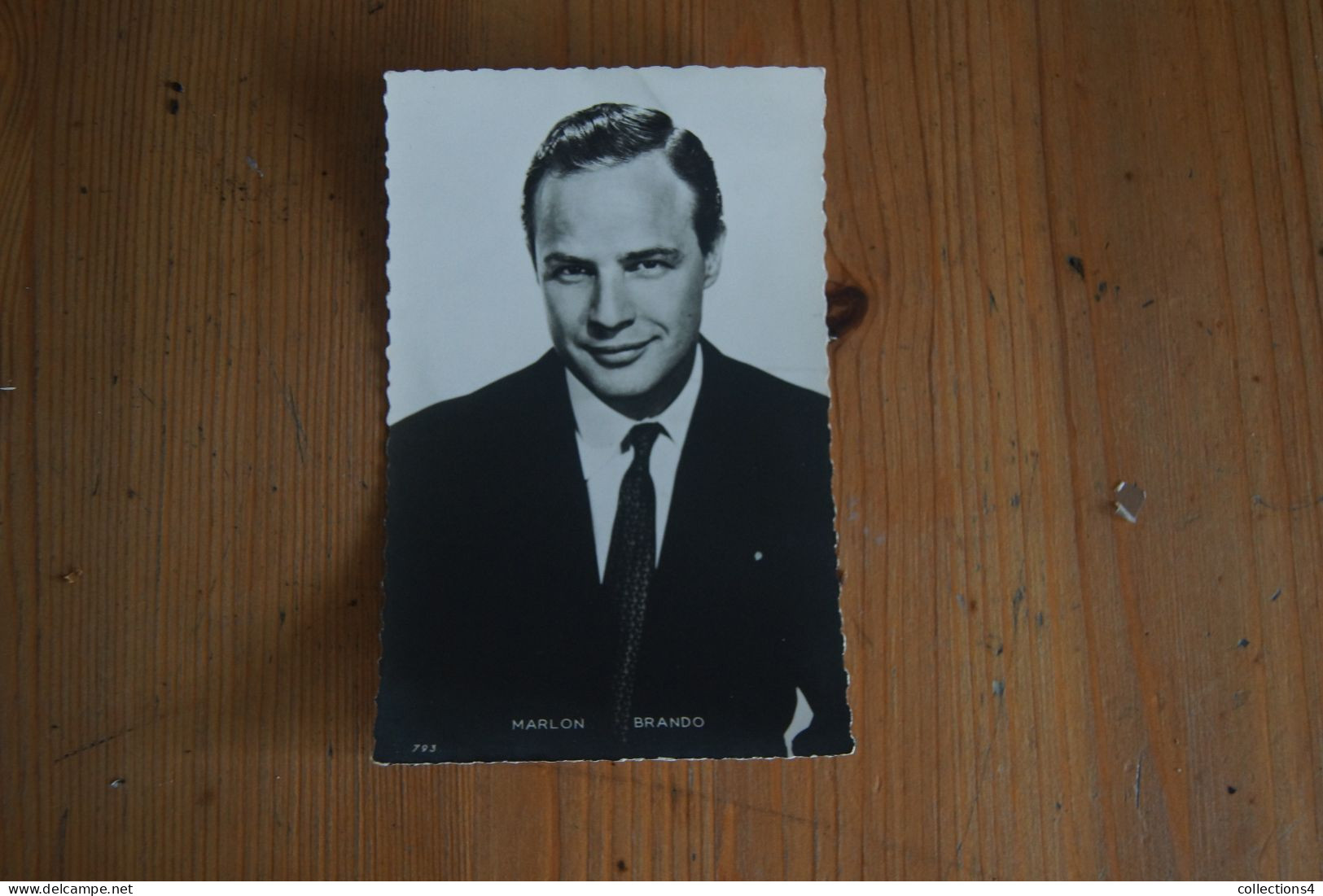 MARLON BRANDO CARTE POSTALE - Otros