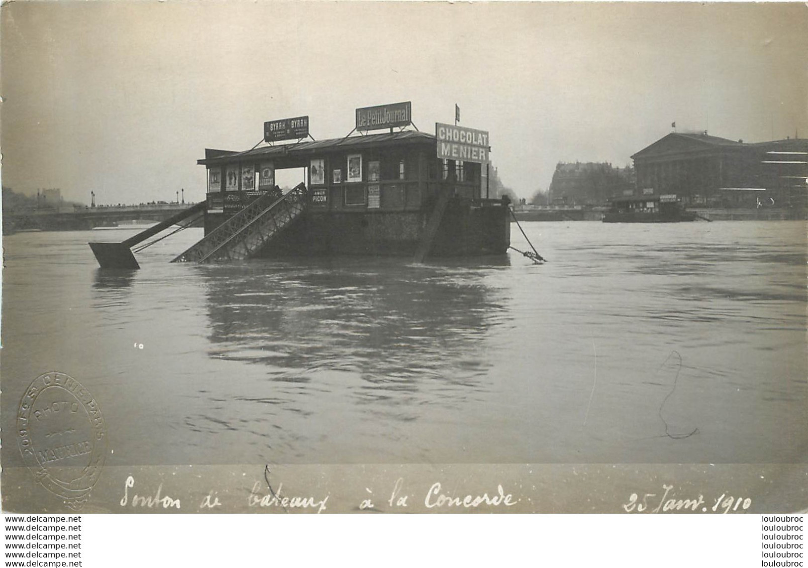 PARIS CARTE PHOTO CRUE 01/1910 PONTON DE BATEAUX A LA CONCORDE  PHOTO MAURICE - Paris Flood, 1910