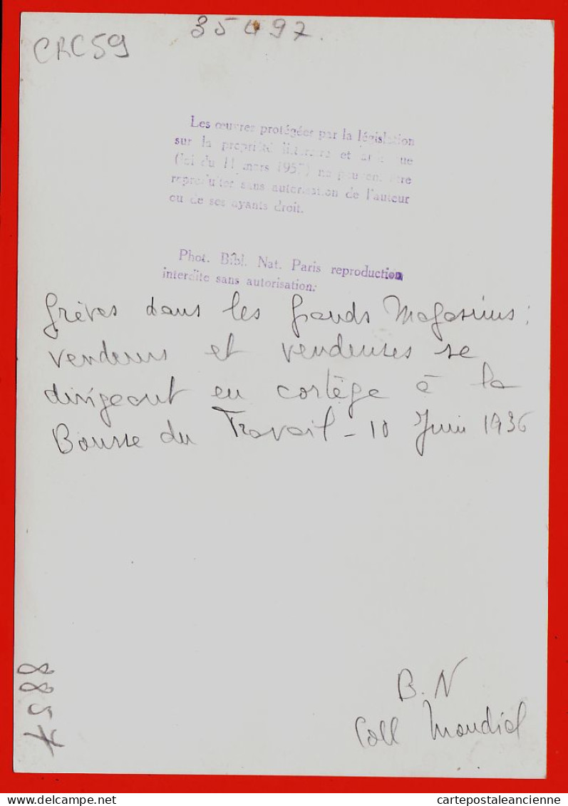 24079 /⭐ ◉  Grèves 10 Juin 1936 Grèves GRANDS MAGASINS Cortège Vendeuses BOURSE Du TRAVAIL / RE-EDITION BIBLI. NATIONALE - Lieux