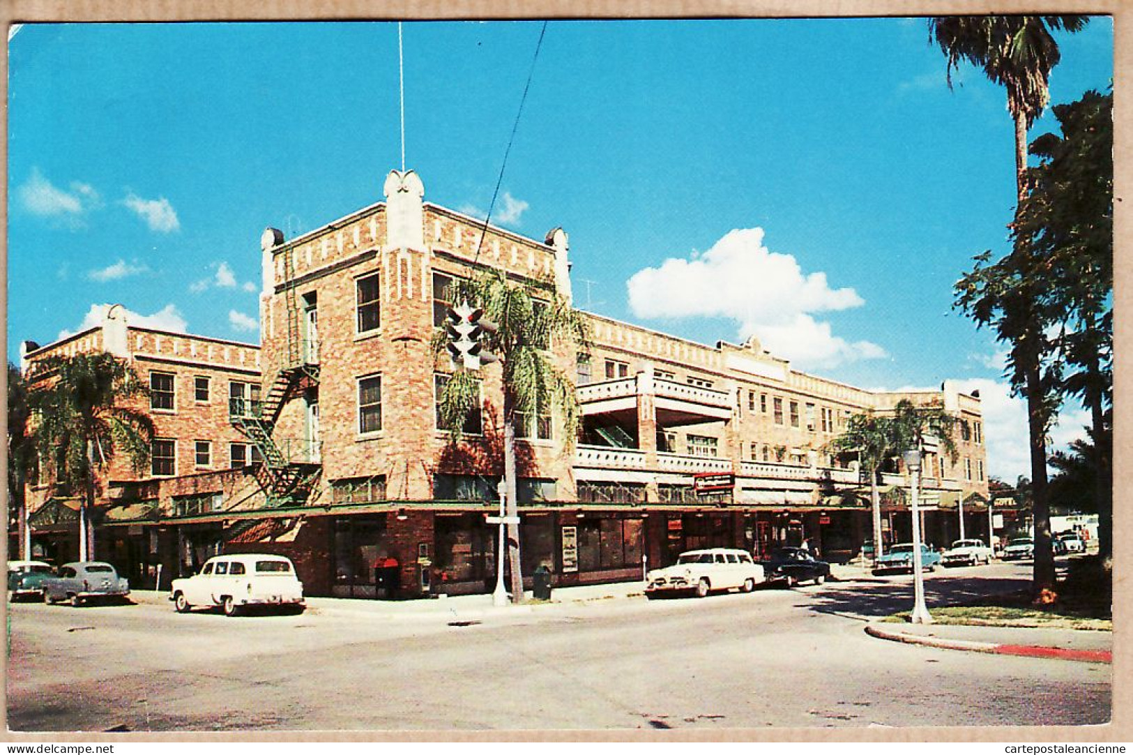 24014 / Peu Commun AVON Park Florida JACARANDA Hotel Cars Automobiles Américaines 1950s  - Sonstige & Ohne Zuordnung