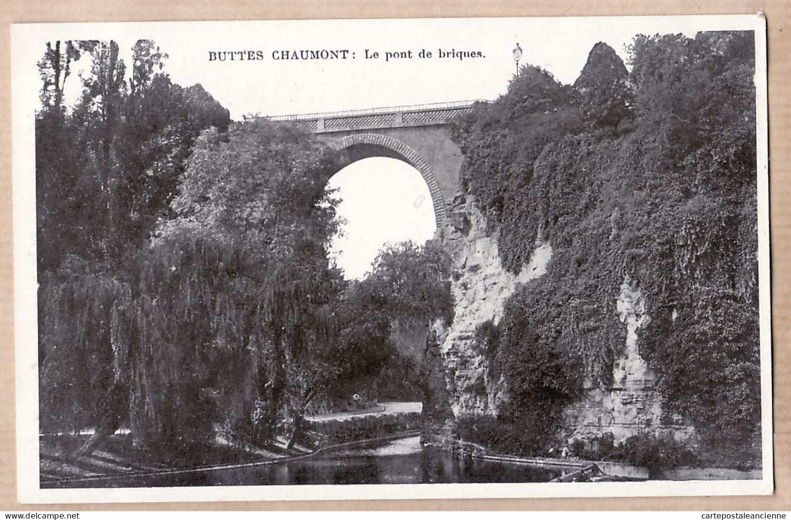 24277 /⭐ ◉  PARIS XIXe BUTTES CHAUMONT 1 Rue Botzaris  Le Pont De Briques 1910s Etat: PARFAIT - District 19