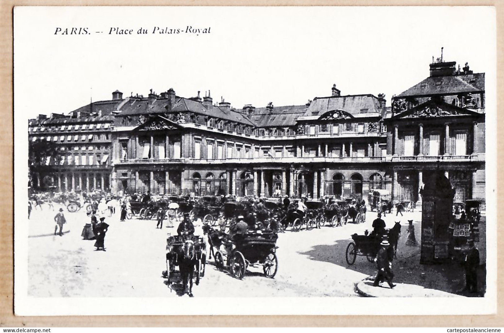 24111 /⭐ ◉  PARIS 1er Place Du PALAIS-ROYAL ( Sans Automobiles ) 1890s Etat:PARFAIT - Distretto: 01