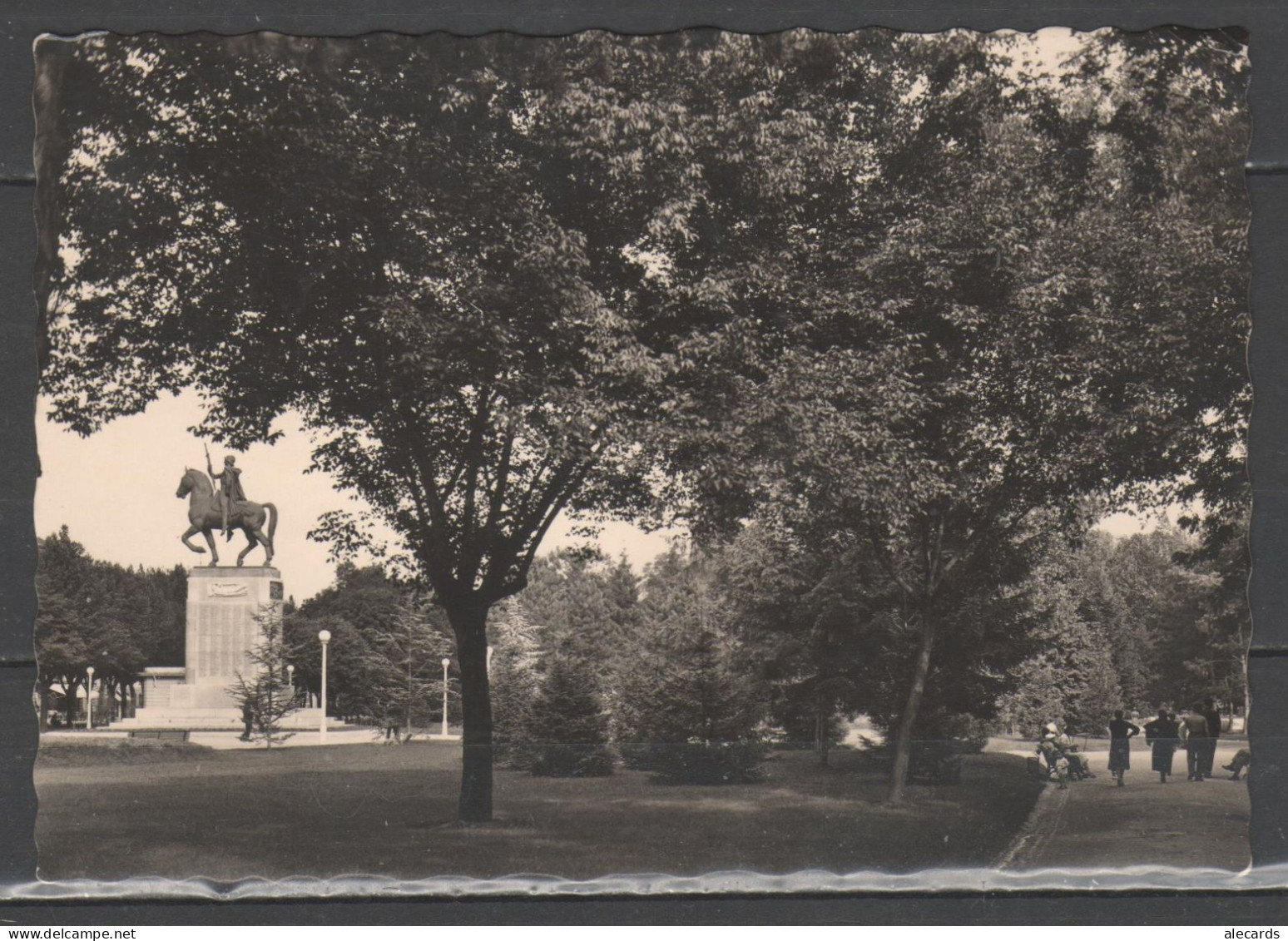 Alessandria - Giardini E Monumento Ai Caduti - Alessandria