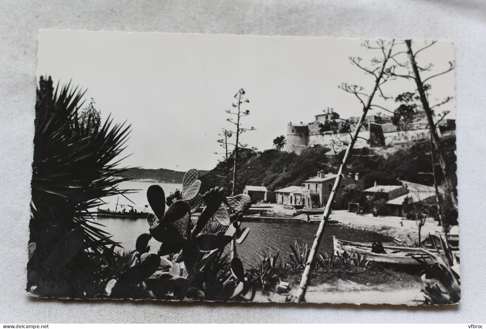 Cpsm 1949, Ile De Port Cros, Camp International Olivaint, Le Château, Le Port, Var 83 - Sonstige & Ohne Zuordnung
