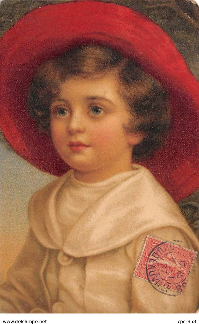 Enfants - N°91144 - Portrait D'un Jeune Garçon Avec Un Chapeau Rouge - Portretten