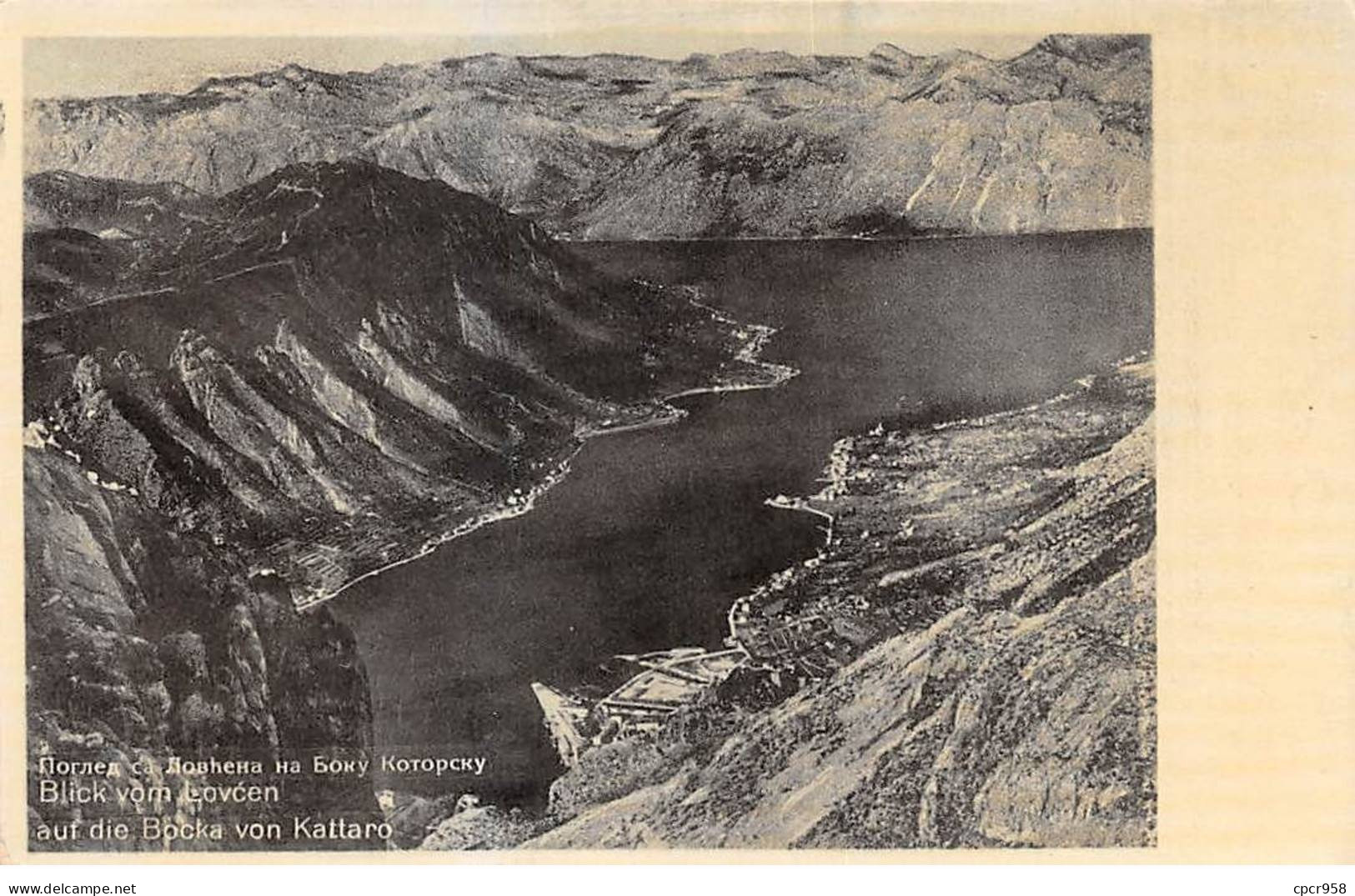 Montenegro - N°90664 - Un Paysage Montagneux, Au Fond Un Lac - Carte Photo - Montenegro