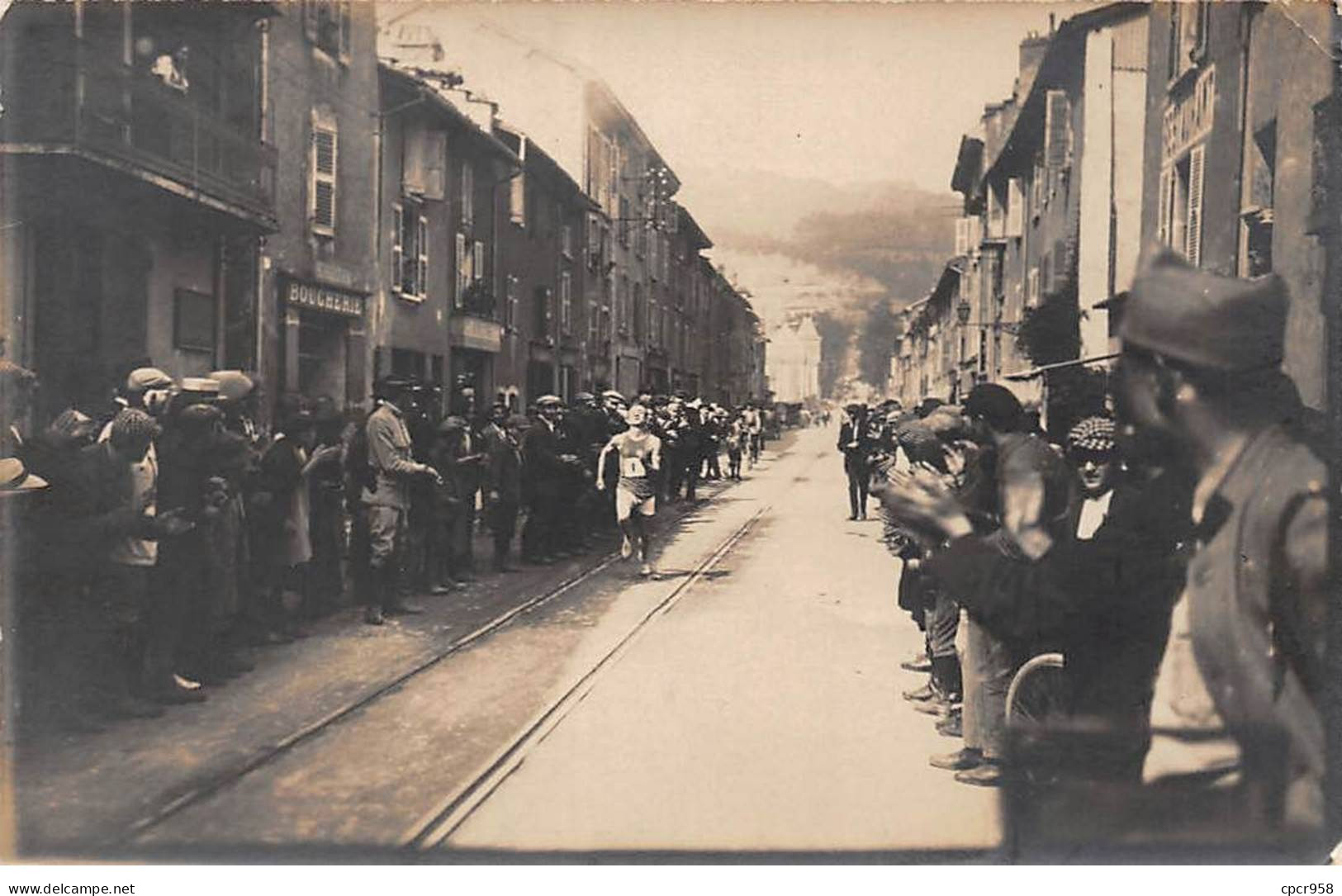 38 -vizille. N°91396 - Un Jour De Course à Pied, Boucherie Roizon - Carte Photo - Vizille