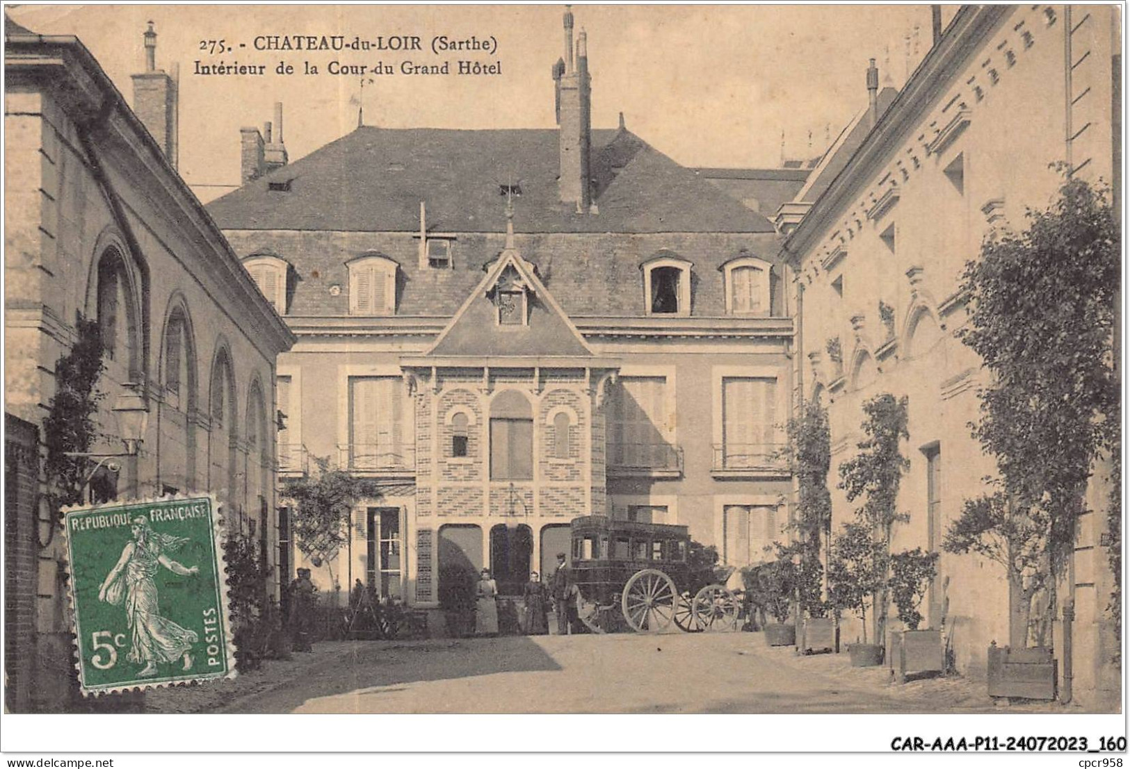 CAR-AAAP11-72-0856 - CHATEAU-DU-LOIR - Interieur De La Cour Du Grand Hôtel - Chateau Du Loir