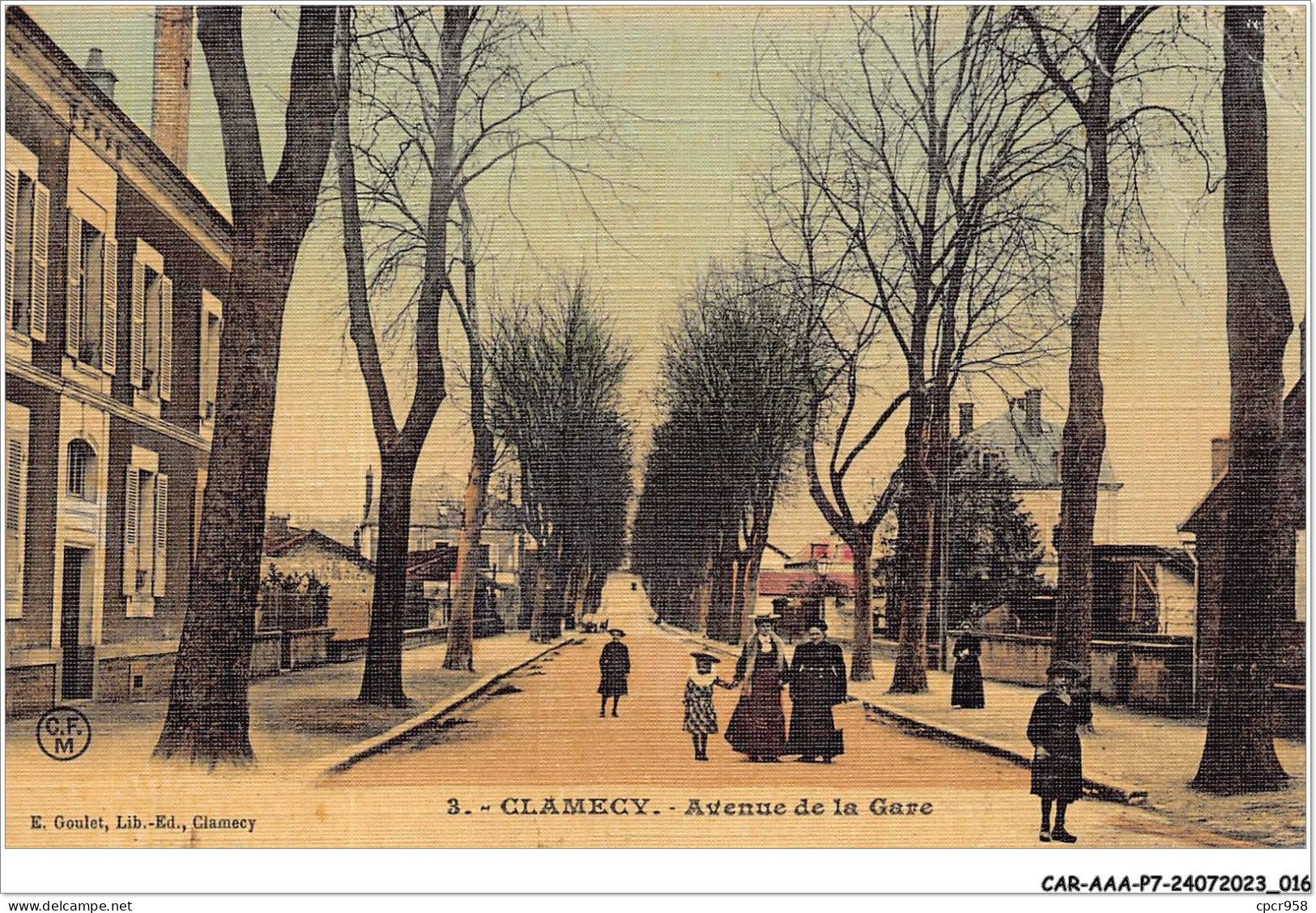 CAR-AAAP7-58-0462  - CLAMECY - Avenue De La Gare - Carte Pliee, Vendue En L'etat - Clamecy