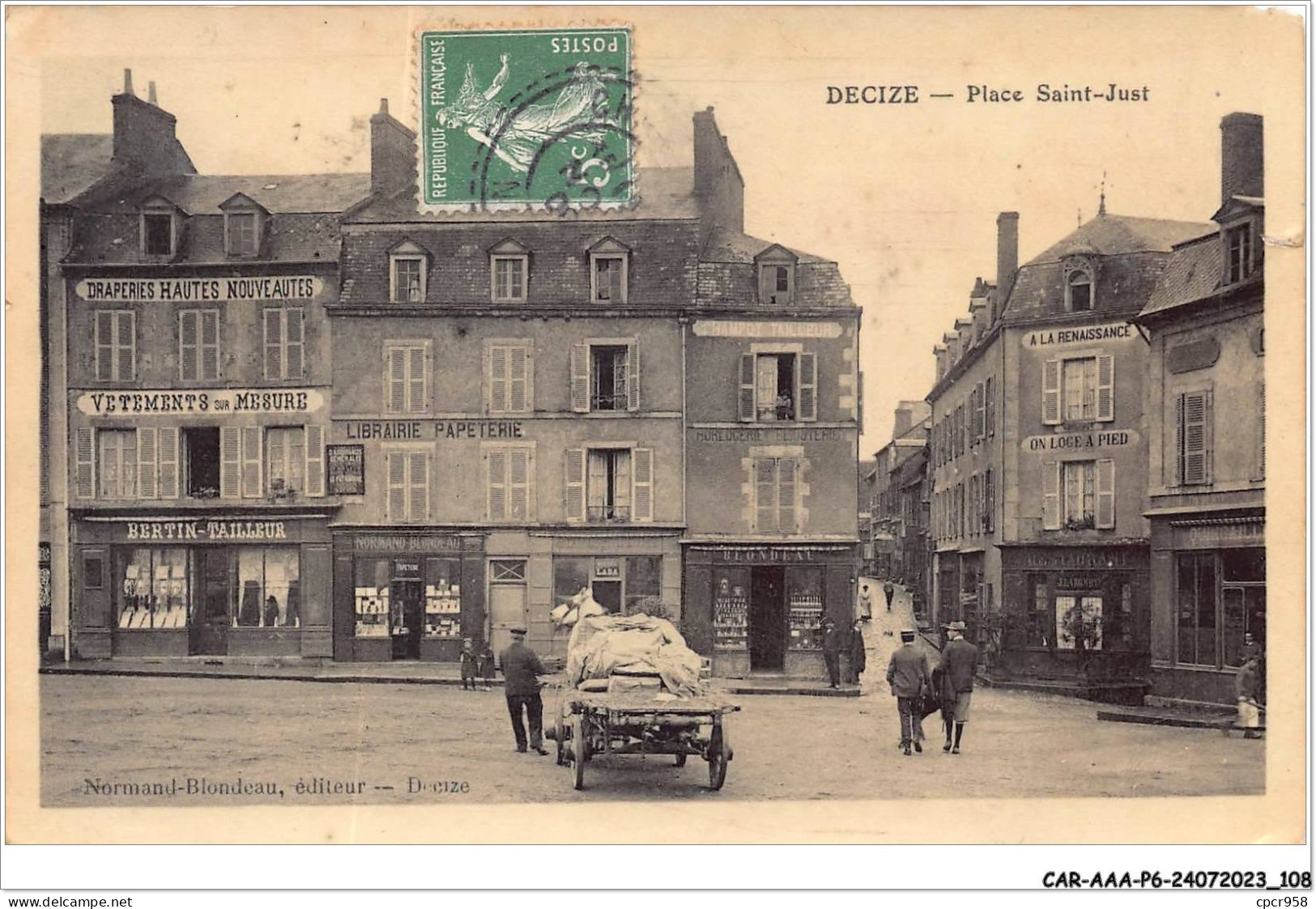 CAR-AAAP6-58-0435 - DECIZE - Place Saint Just - Commerces,Tailleur Bertin, Librairie - Decize
