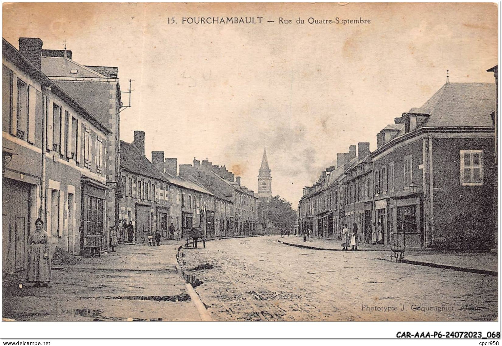 CAR-AAAP6-58-0415 - FOURCHAMBAULT - Rue Du Quatre Septembre - Autres & Non Classés