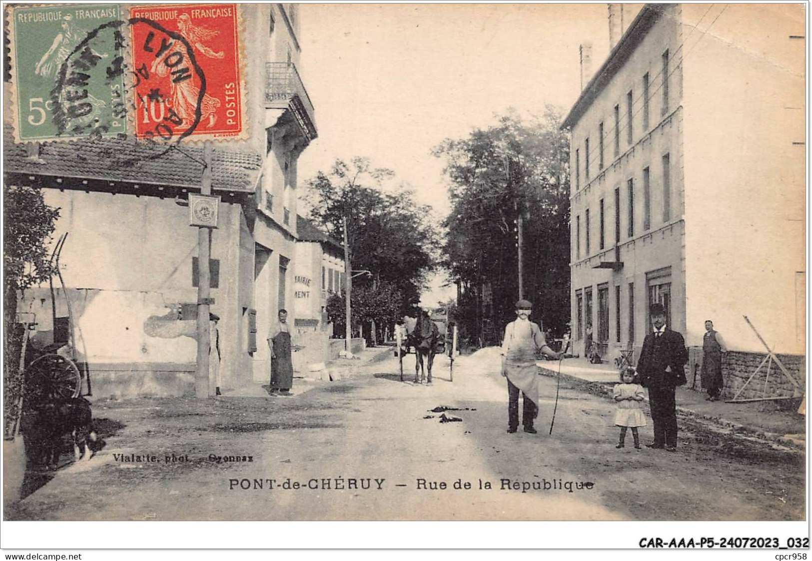 CAR-AAAP5-38-0321 - PONT De CHERUY - Rue De La Republique - Pont-de-Chéruy