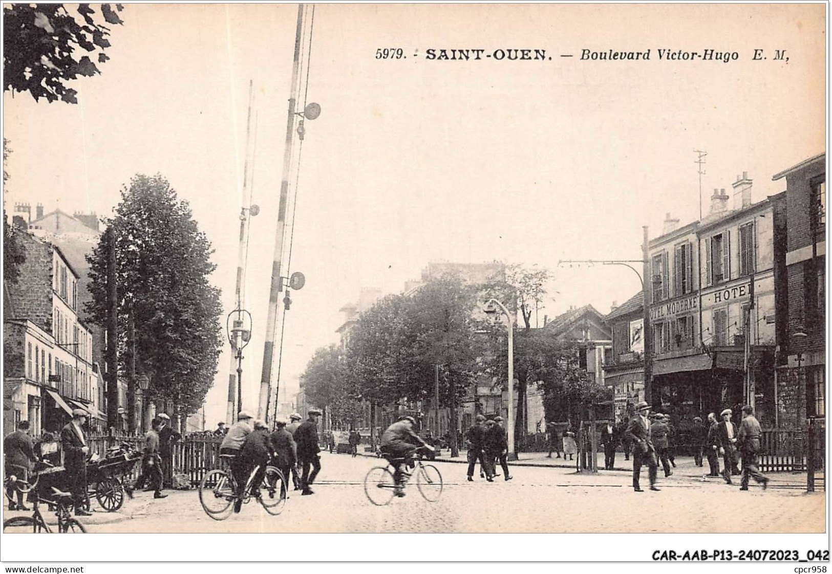 CAR-AABP13-93-1008 - SAINT-OUEN - Boulevard Victor-hugo - Saint Ouen