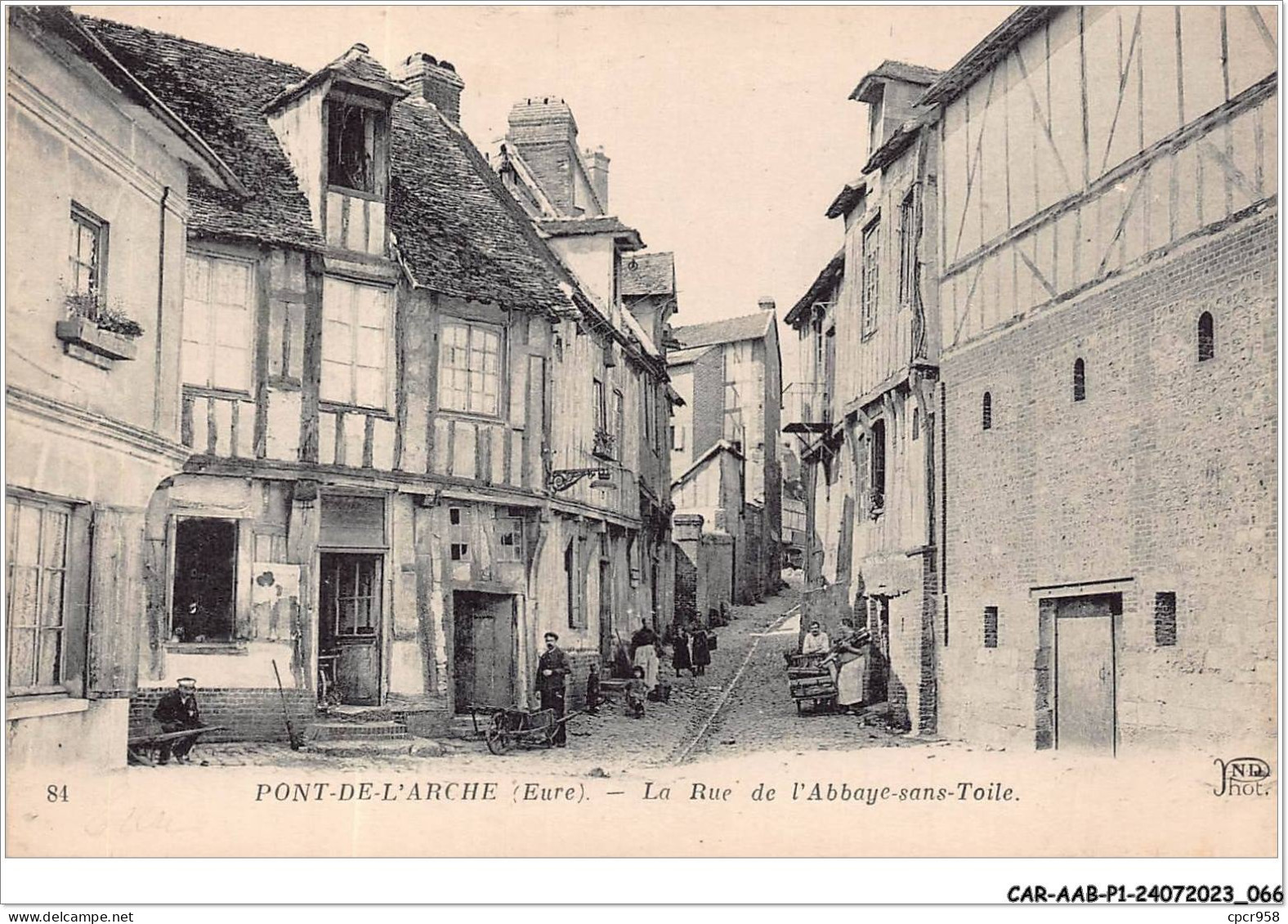 CAR-AABP1-27-0034 - PONT DE L'ARCHE - La Rue De L'Abbaye-sans-Toile - Carte Recoupee Vendue En L'etat - Pont-de-l'Arche