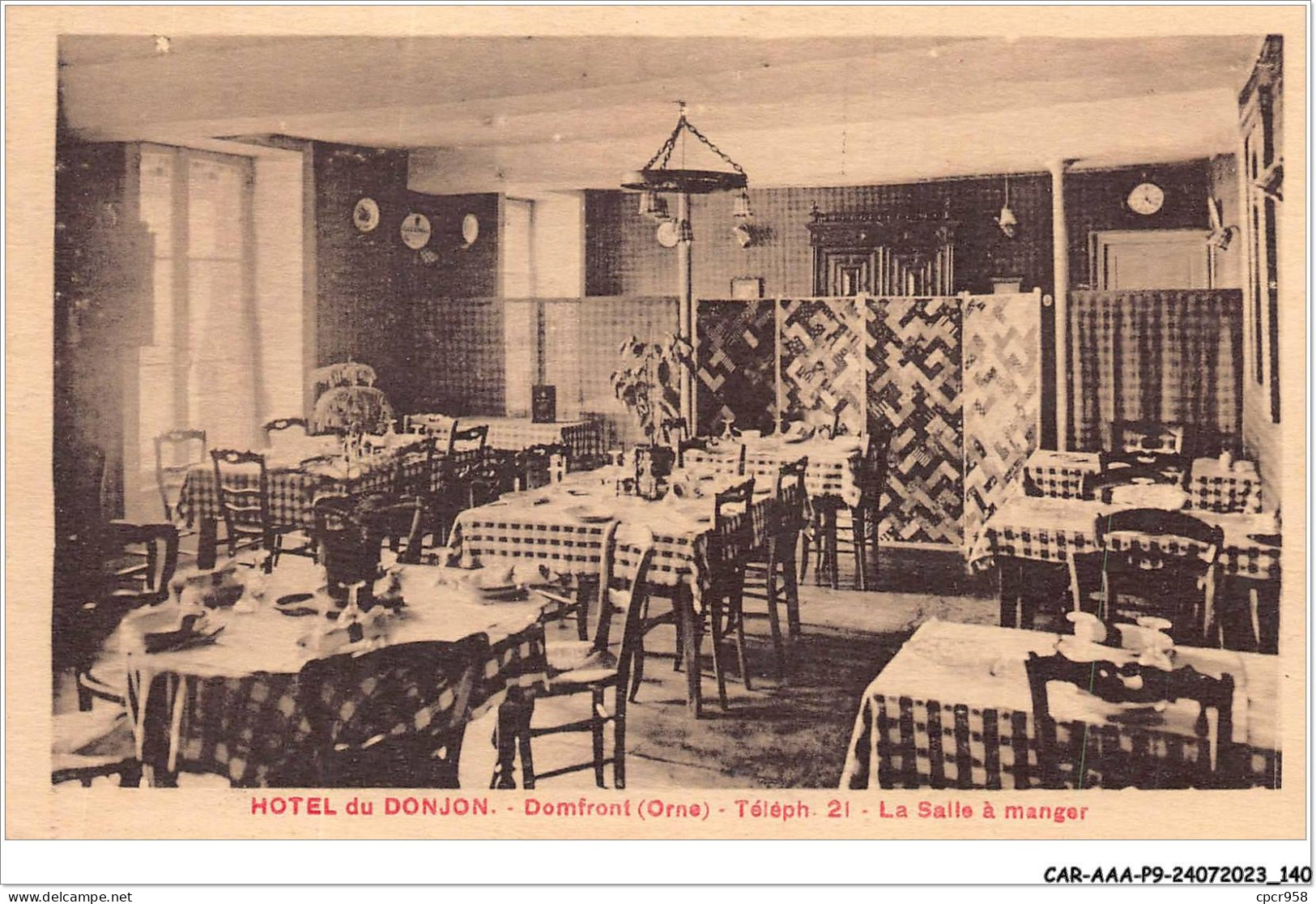 CAR-AAAP9-61-0678 - DOMFRONT - Hotel Du Donjon - Salle à Manger - Domfront