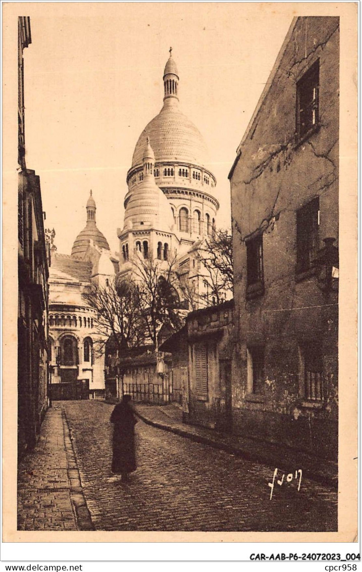 CAR-AABP6-75-0408 - PARIS XVIII - Montmartre - La Basilique Vue De La Rue Du Chevalier-de-la-Barre - District 18