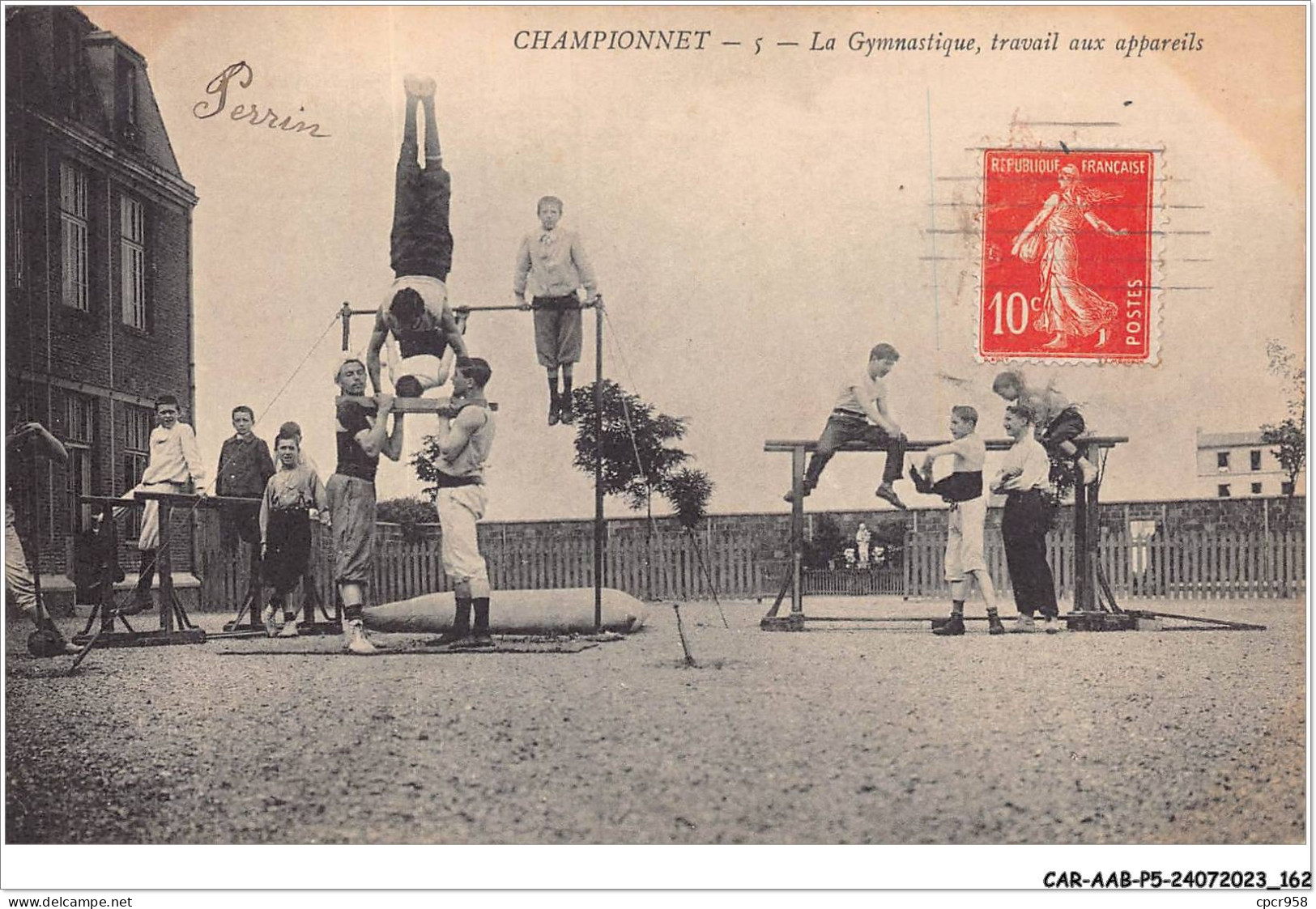 CAR-AABP5-75-0399 - PARIS XVIII - Championnet - La Gymnastique - Travail Aux Appareils - District 18