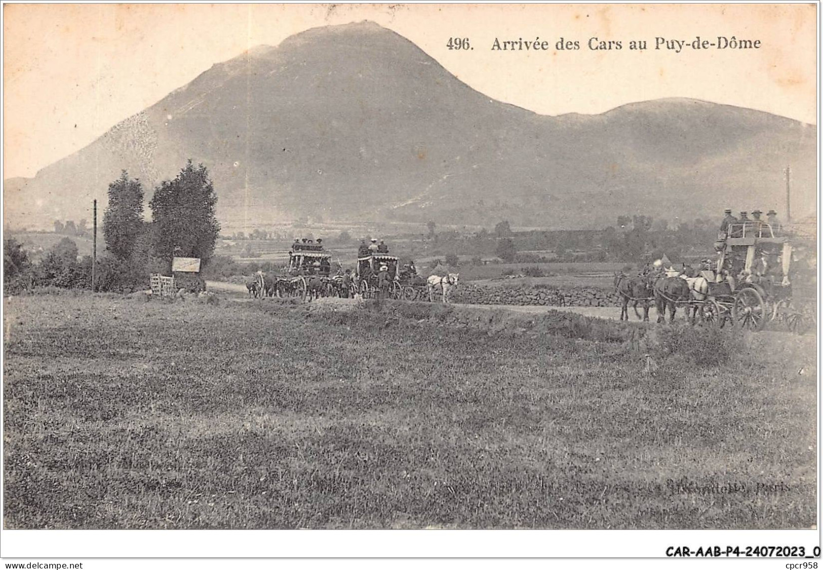 CAR-AABP4-63-0249 - PUY DE DOME - Arrivee Des Cars - Sonstige & Ohne Zuordnung