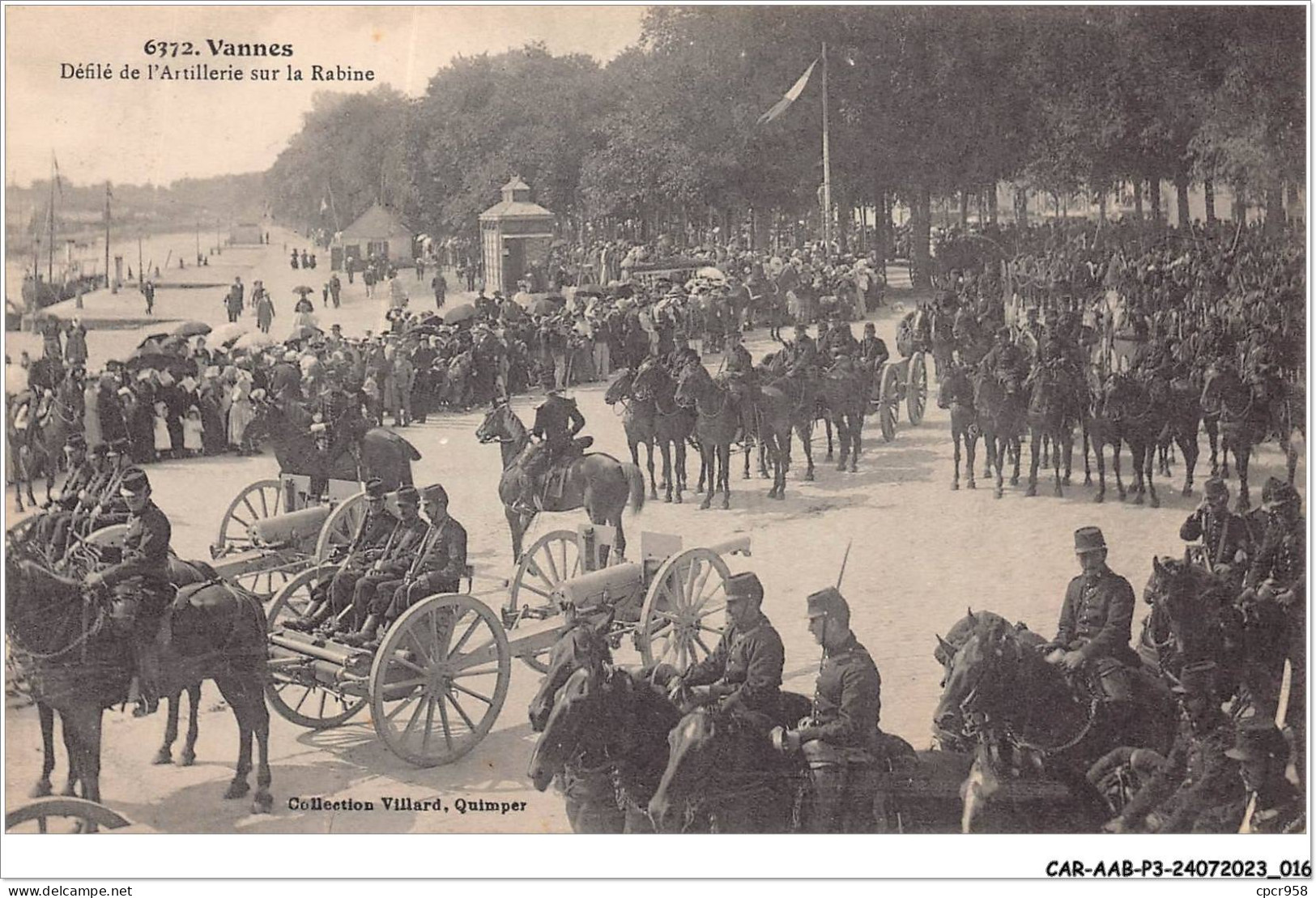 CAR-AABP3-56-0171 - VANNES - Défilé De L'artillerie Sur La Rabine  - Vannes