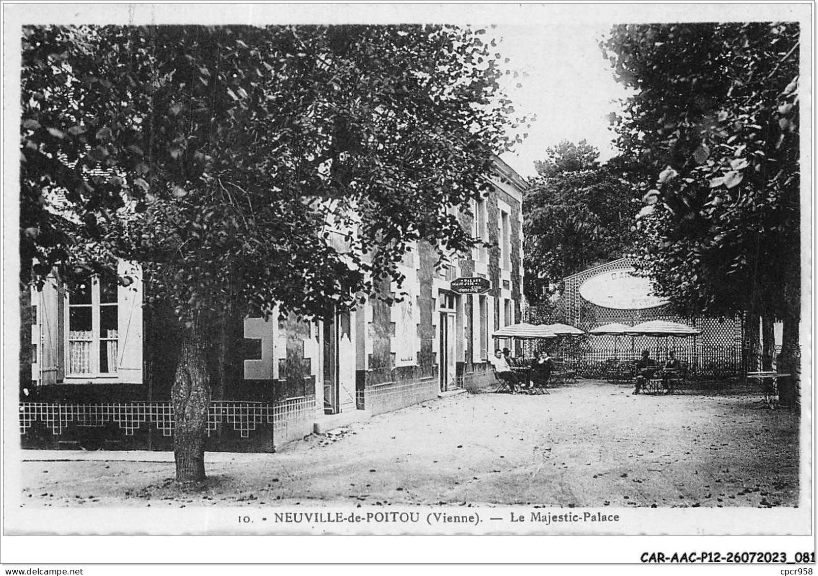 CAR-AACP12-86-1053 - NEUVILLE-EN-POITOU - Le Majestic Palace - Neuville En Poitou