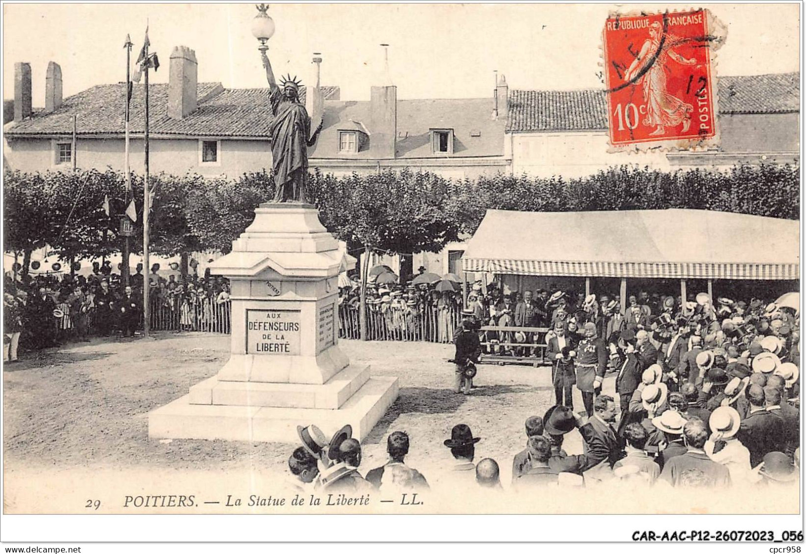 CAR-AACP12-86-1040 - POITIERS - La Statue De La Liberté - Poitiers