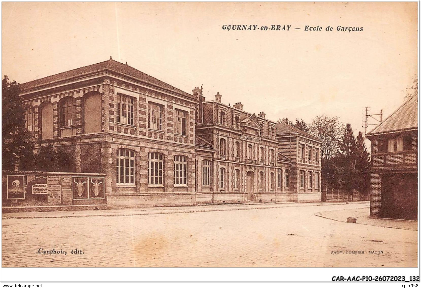 CAR-AACP10-76-0892 - GOURNAY-EN-BRAY - Ecole De Garcon - Gournay-en-Bray