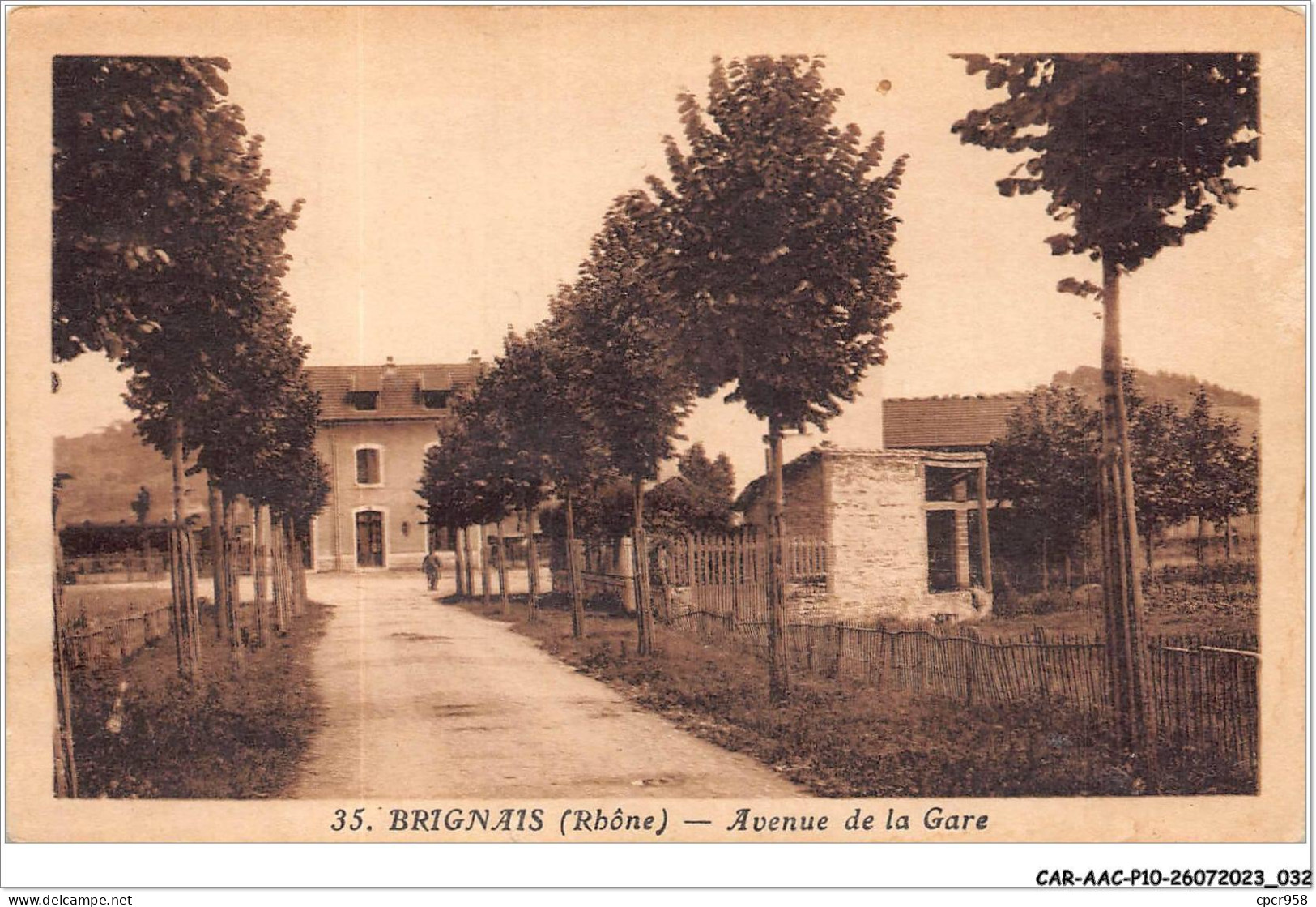 CAR-AACP10-69-0842 - BRIGNAIS - Avenue De La Gare - Brignais