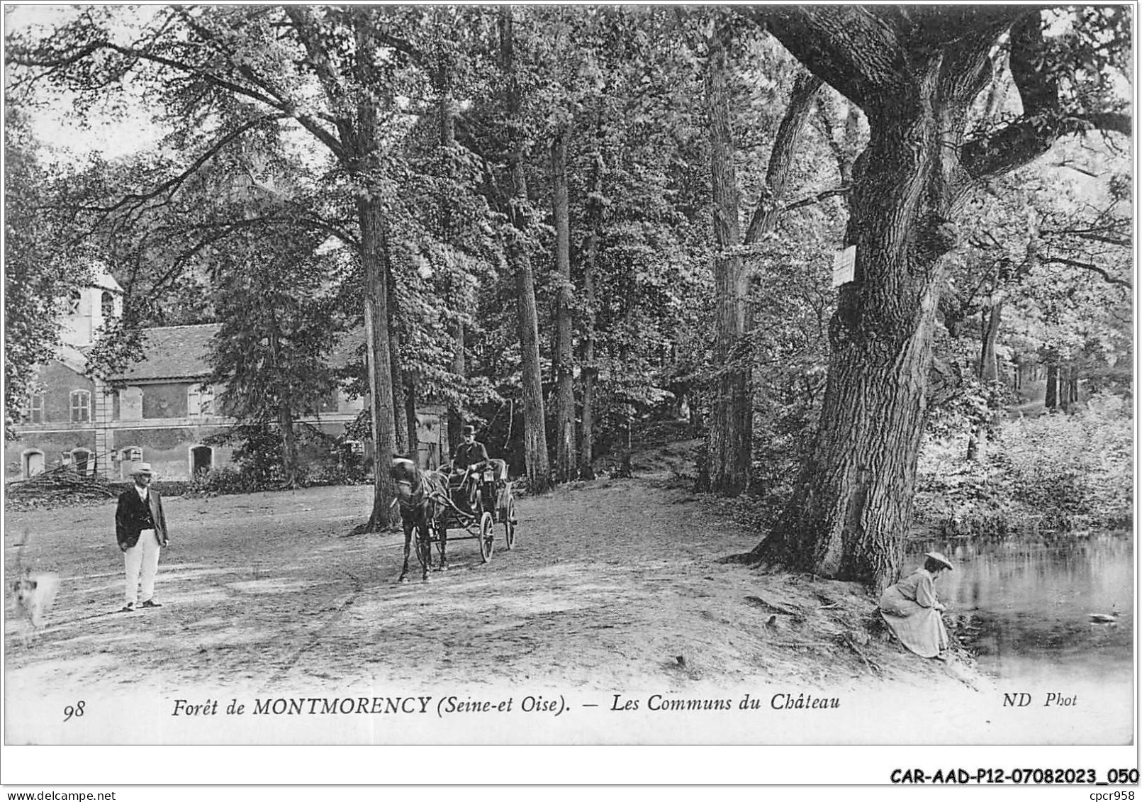 CAR-AADP12-95-1028 - MONTMORENCY - La Foret - Les Communs Du Chateau - Montmorency