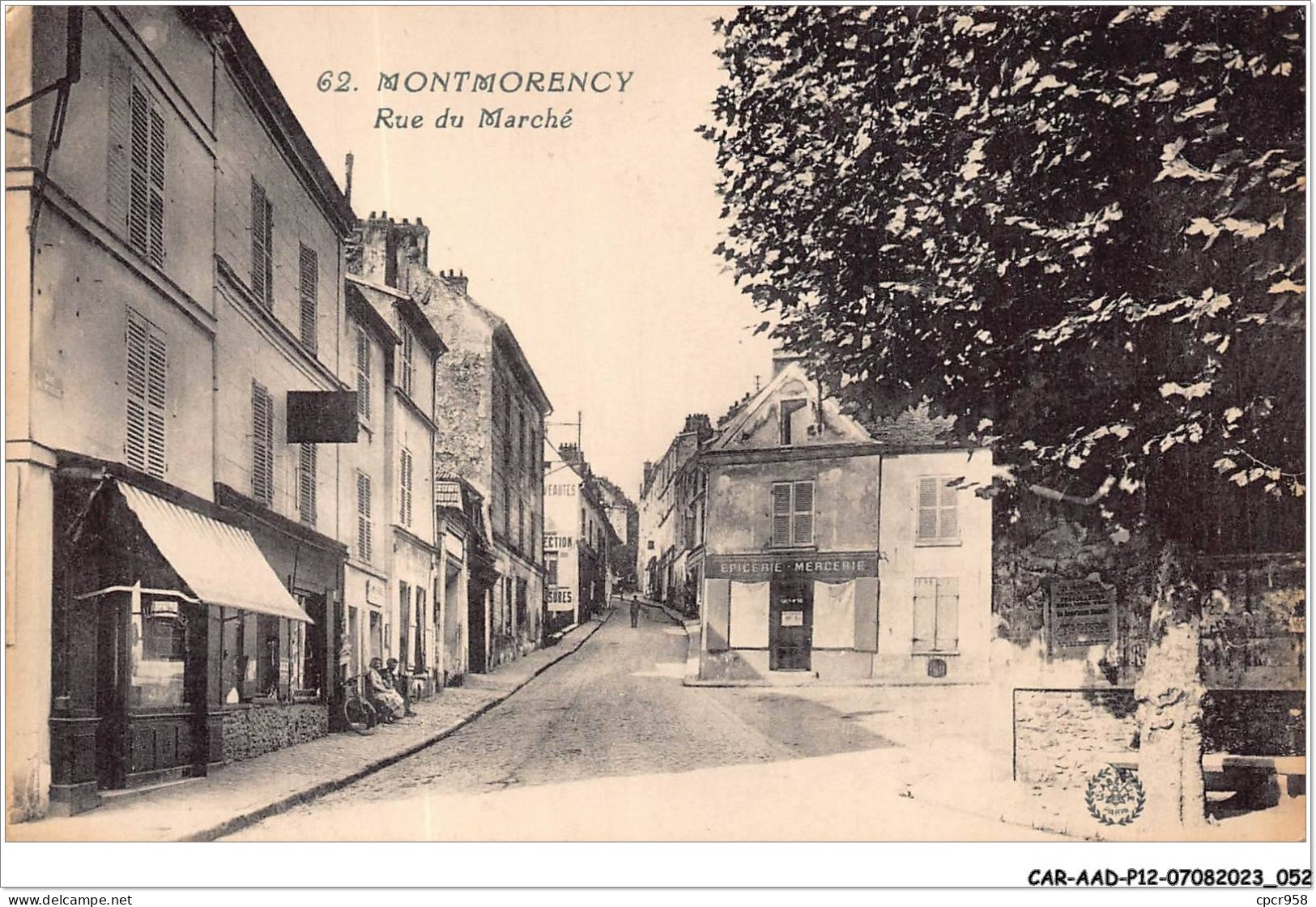 CAR-AADP12-95-1029 - MONTMORENCY - Rue Du Marché  - Montmorency