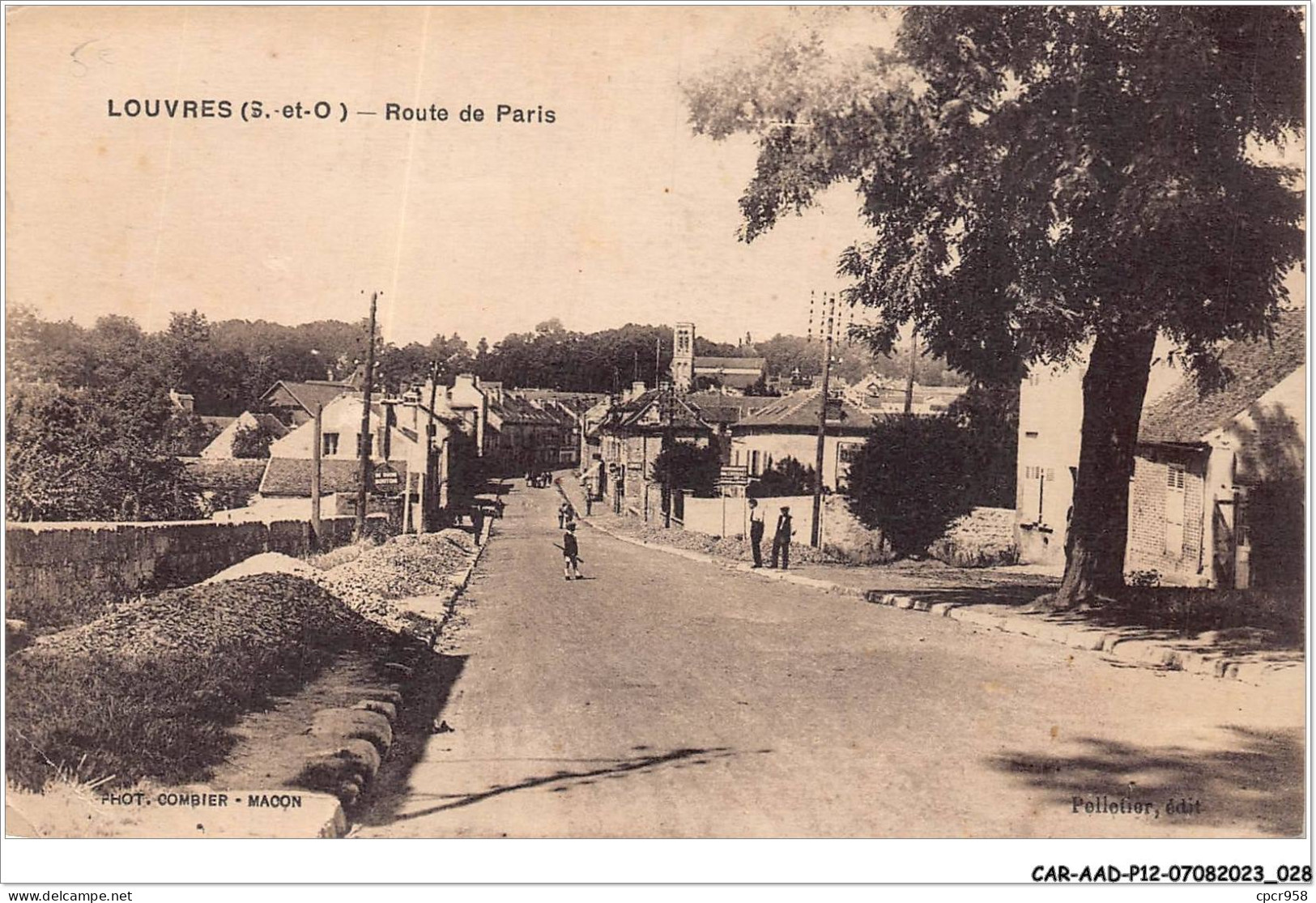 CAR-AADP12-95-1017 - LOUVRES - Route De Paris  - Louvres