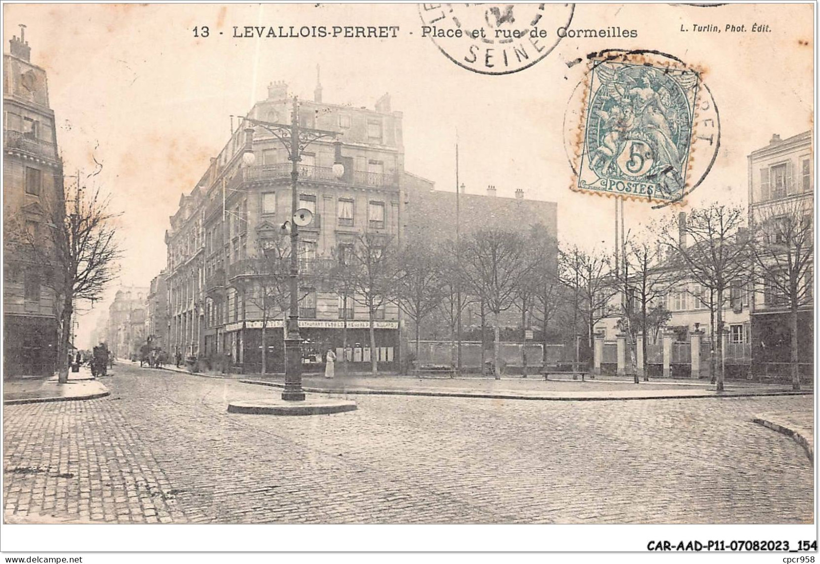 CAR-AADP11-92-0984 - LEVALLOIS PERRET - Place Et Rue De Gormeilles - Levallois Perret