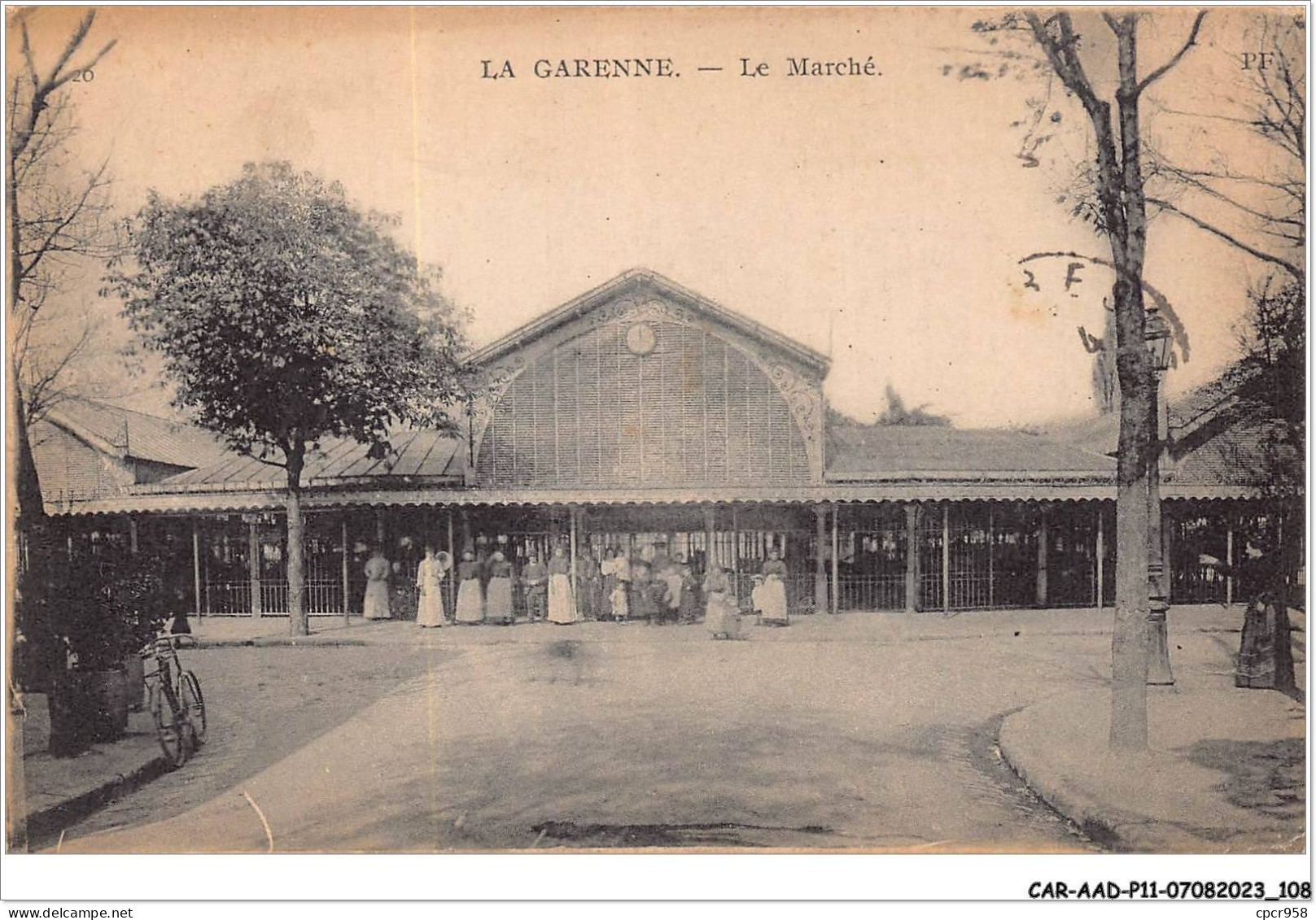 CAR-AADP11-92-0961 - LA GARENNES - Le Marché - La Garenne Colombes