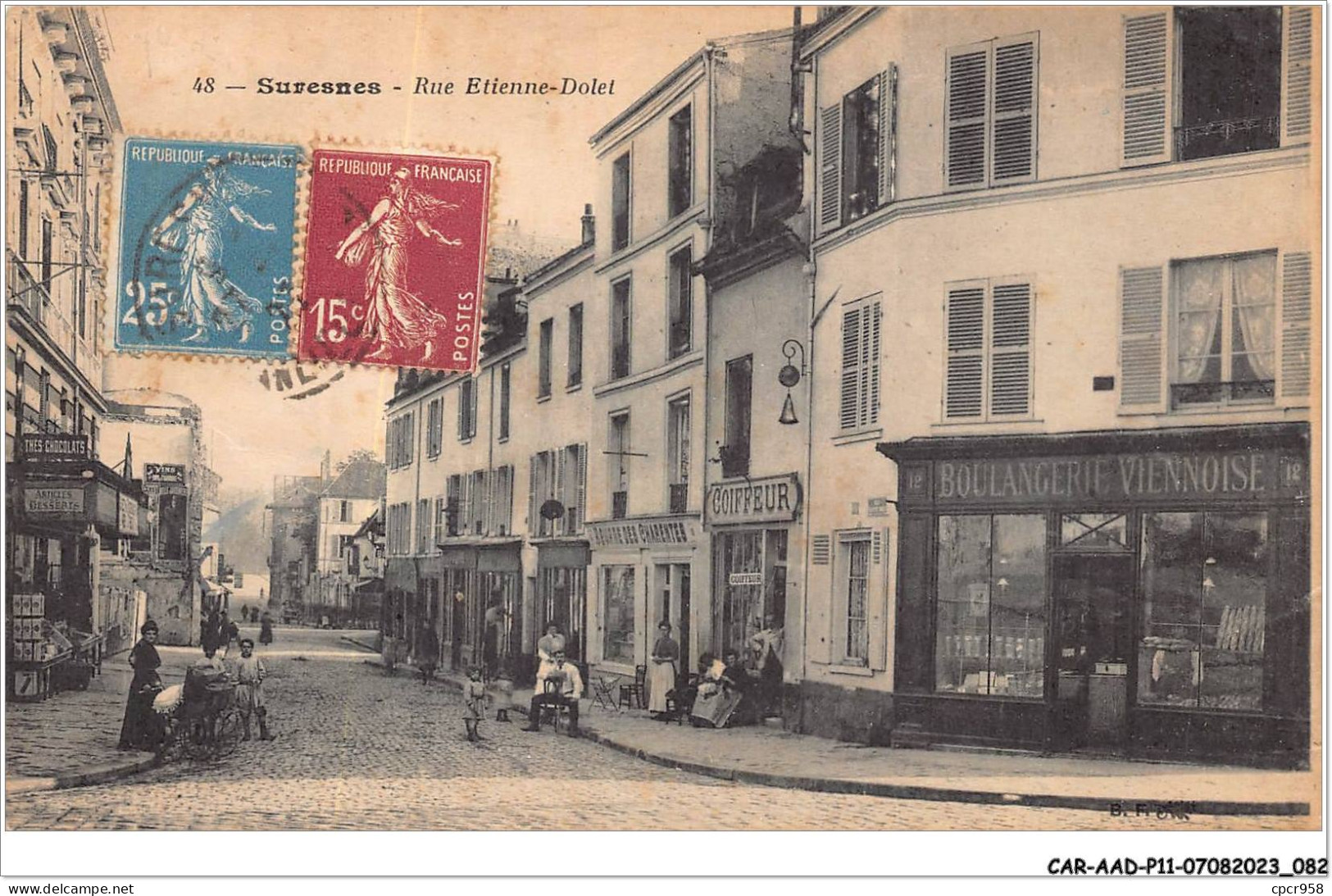 CAR-AADP11-92-0948 - SURESNES - Rue Etienne Dolet - Coiffeur, Boulangerie - Suresnes
