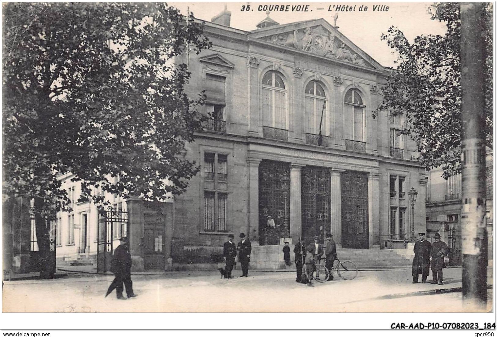 CAR-AADP10-92-0904 - COURBEVOIE - Hotel De Ville  - Courbevoie