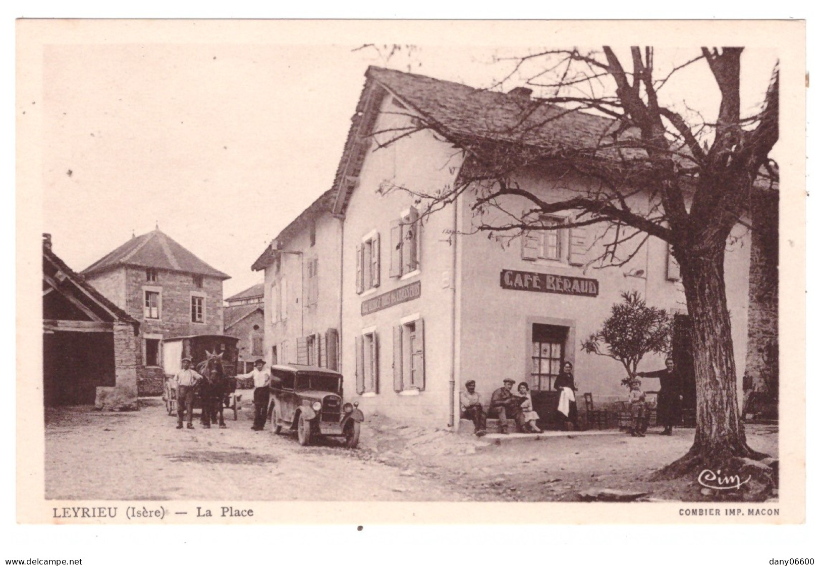 LEYRIEU - La Place (carte Animée) - Sonstige & Ohne Zuordnung