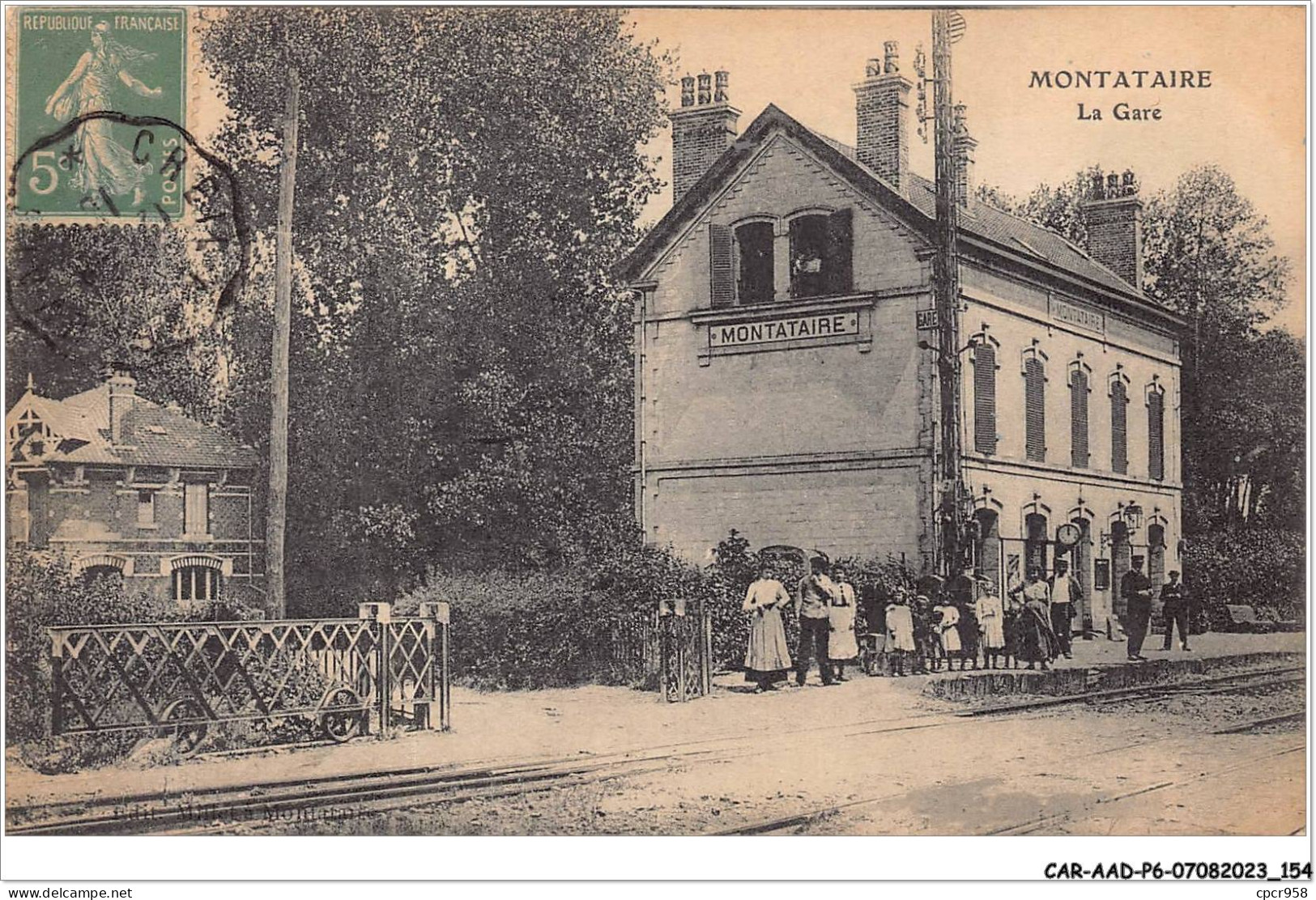 CAR-AADP6-60-0509 - MONTATAIRE - La Gare - Montataire