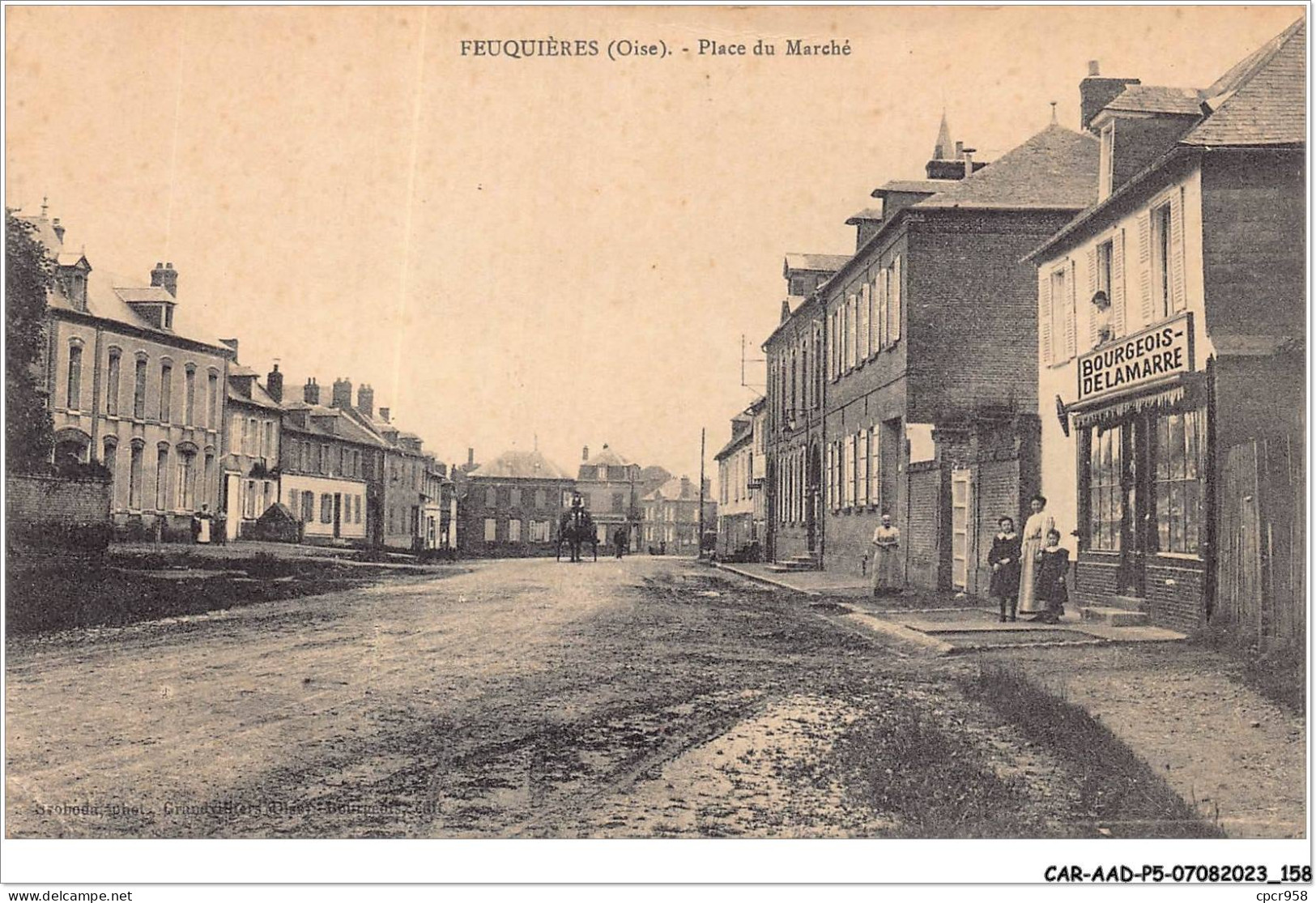 CAR-AADP5-60-0417 - FEUQUIERES - Place Du Marché - Commerce Bourgeois De La Marre - Other & Unclassified