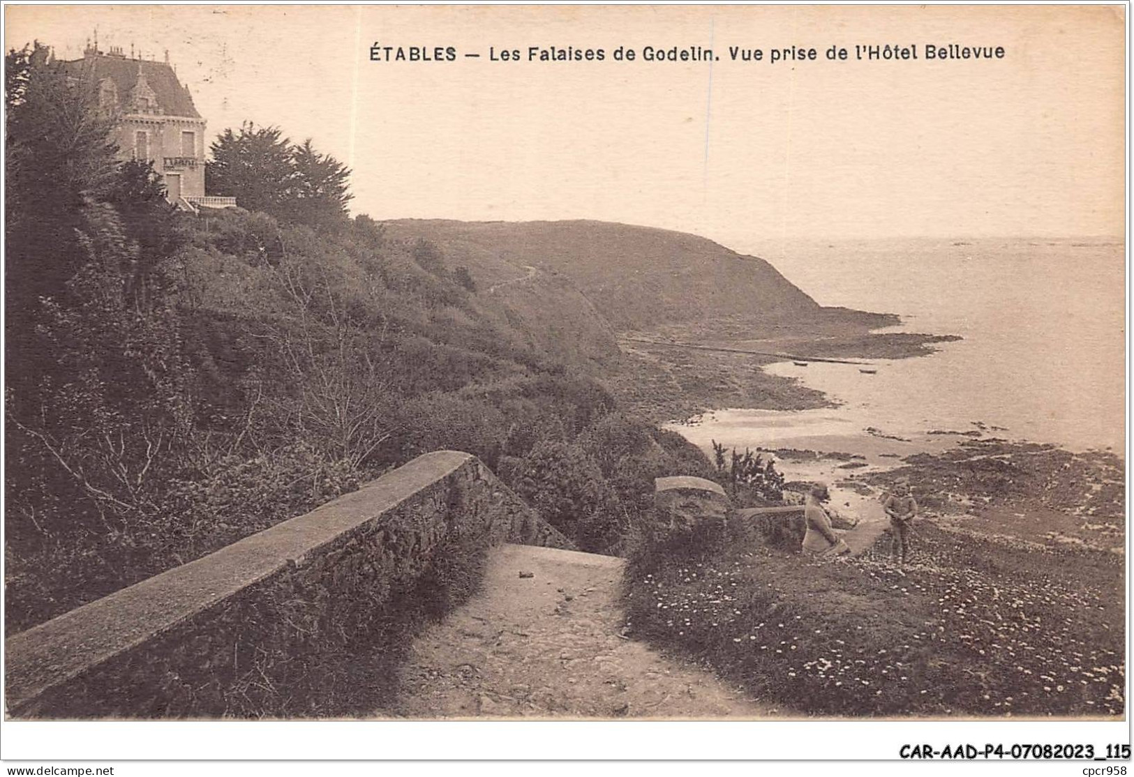 CAR-AADP4-22-0312 - ETABLES - Les Falaises De Godelins - Vue Prise De L'Hotel Bellevue - Etables-sur-Mer