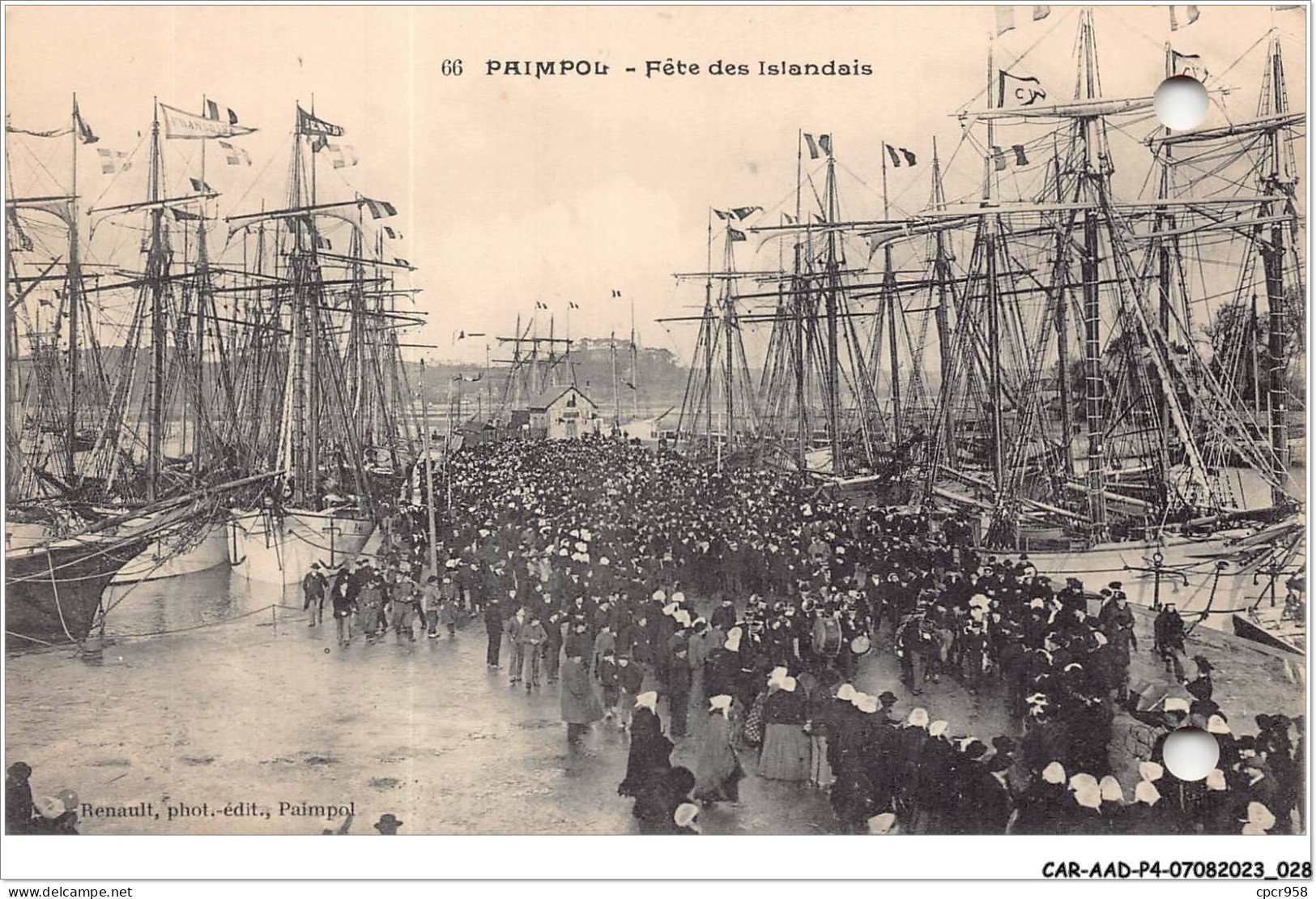 CAR-AADP4-22-0268 - PAIMPOL - Fete Des Islandais - Voiliers - Carte Vendue En L'etat - Paimpol