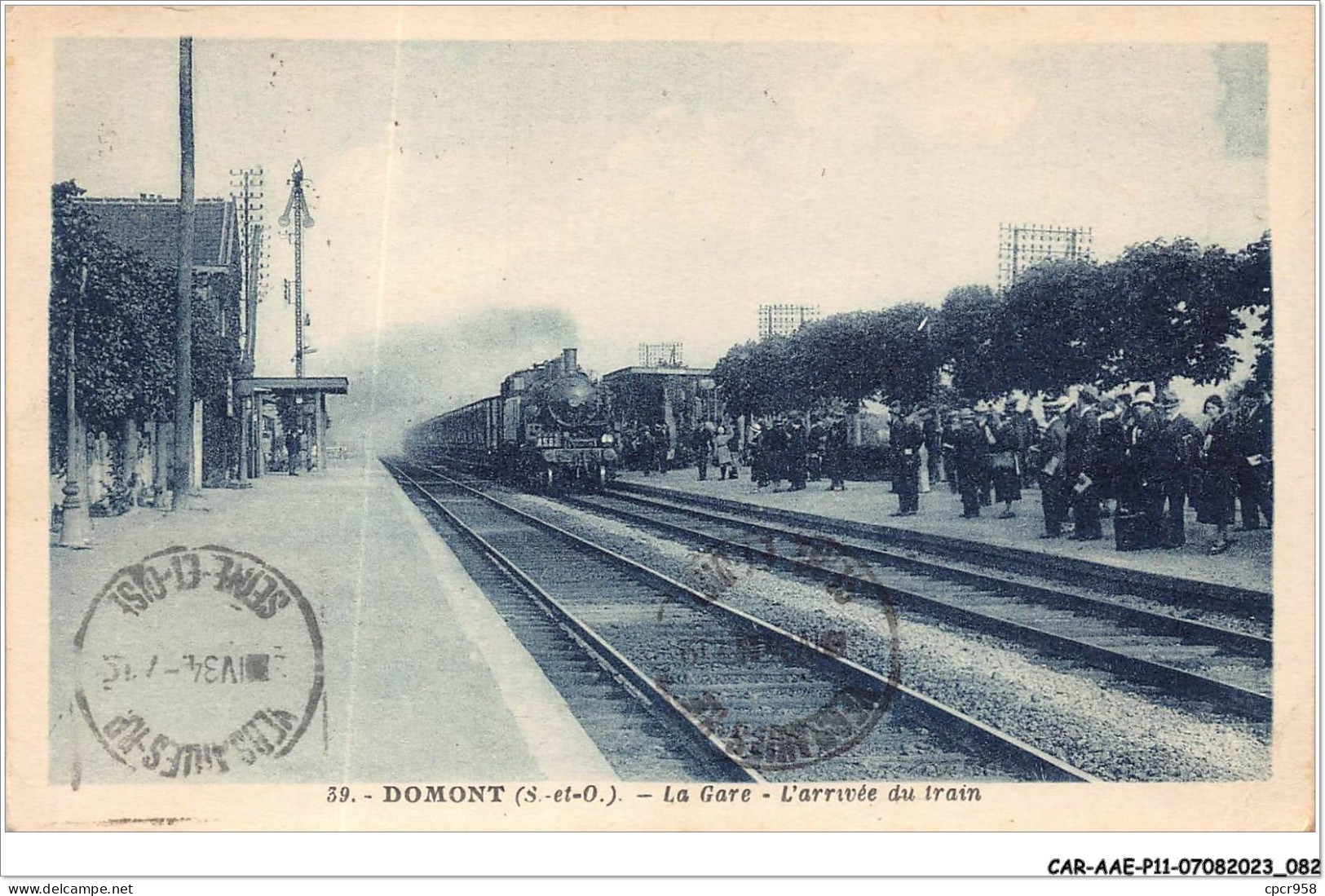 CAR-AAEP11-95-1073 - DOMONT - La Gare - L'arrivée Du Train - Domont