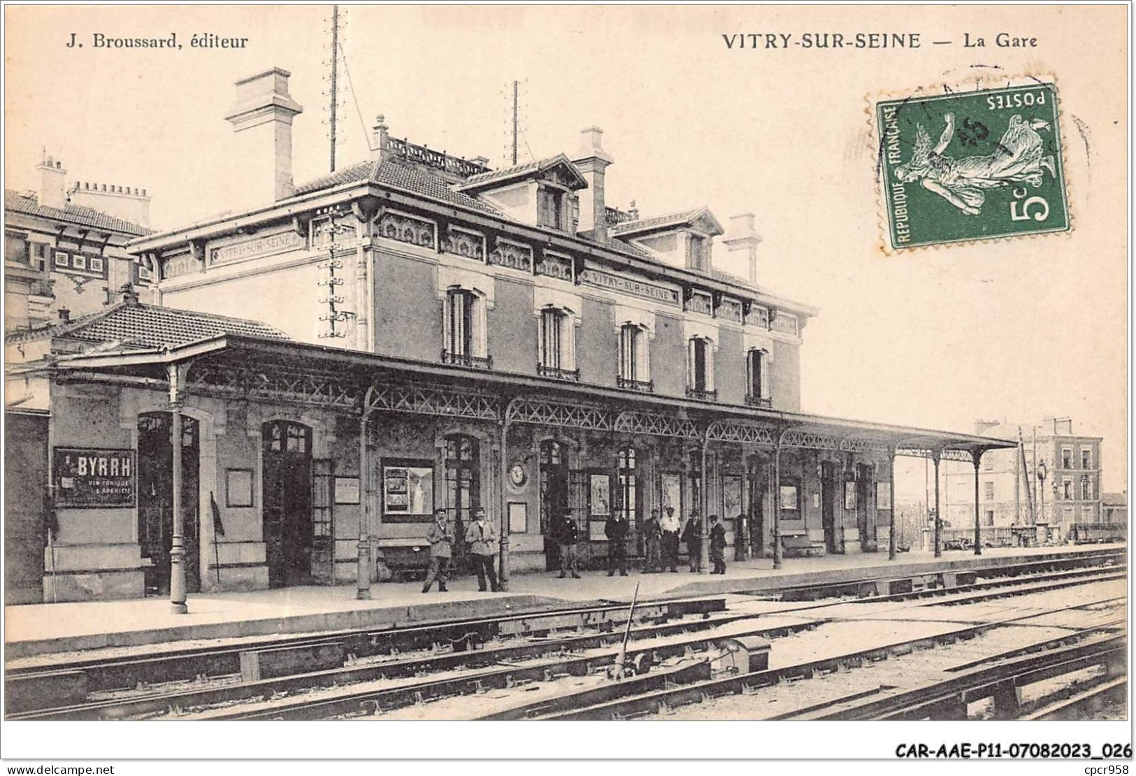 CAR-AAEP11-94-1045 - VITRY-SUR-SEINE - La Gare - Carte Vendue En L'etat - Vitry Sur Seine