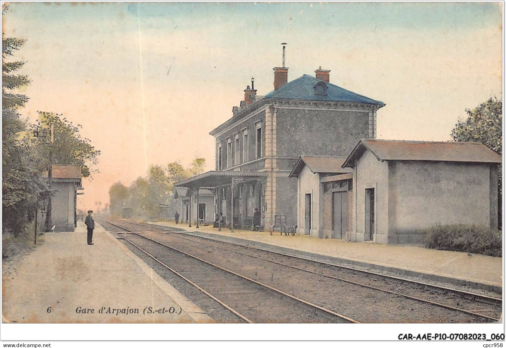 CAR-AAEP10-91-0970 - Gare D'ARPAJON - Carte Pliee, Vendue En L'etat - Arpajon