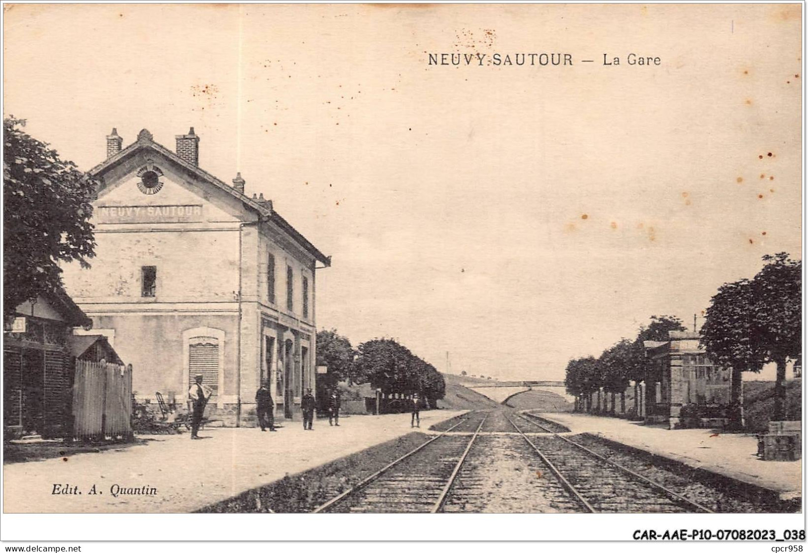 CAR-AAEP10-89-0959 - NEUVY-SAUTOUR - La Gare - Neuvy Sautour
