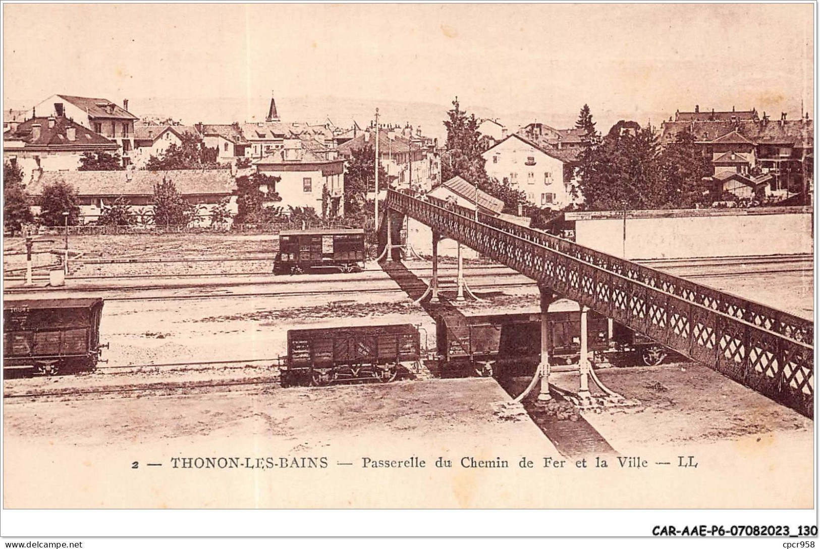 CAR-AAEP6-74-0570 - THONON-LES-BAINS - Passerelle Du Chemin De Fer Et La Ville - Thonon-les-Bains